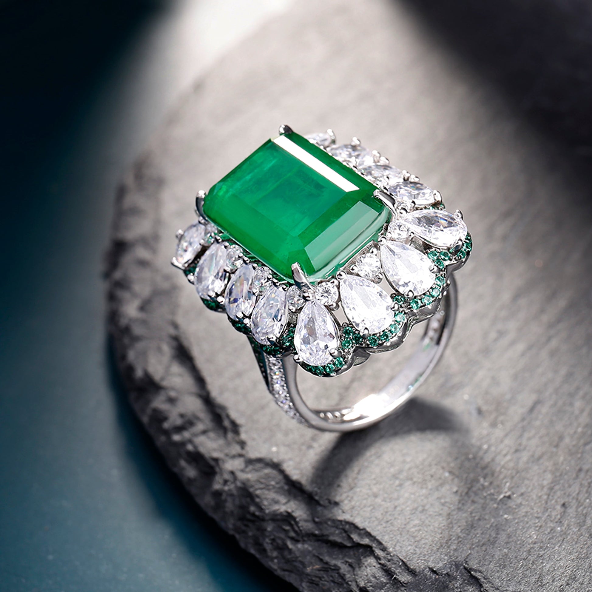 LuxeJewels™ - FrostÉmeraude  – Regal Emerald Statement Ring - enhanced image 5