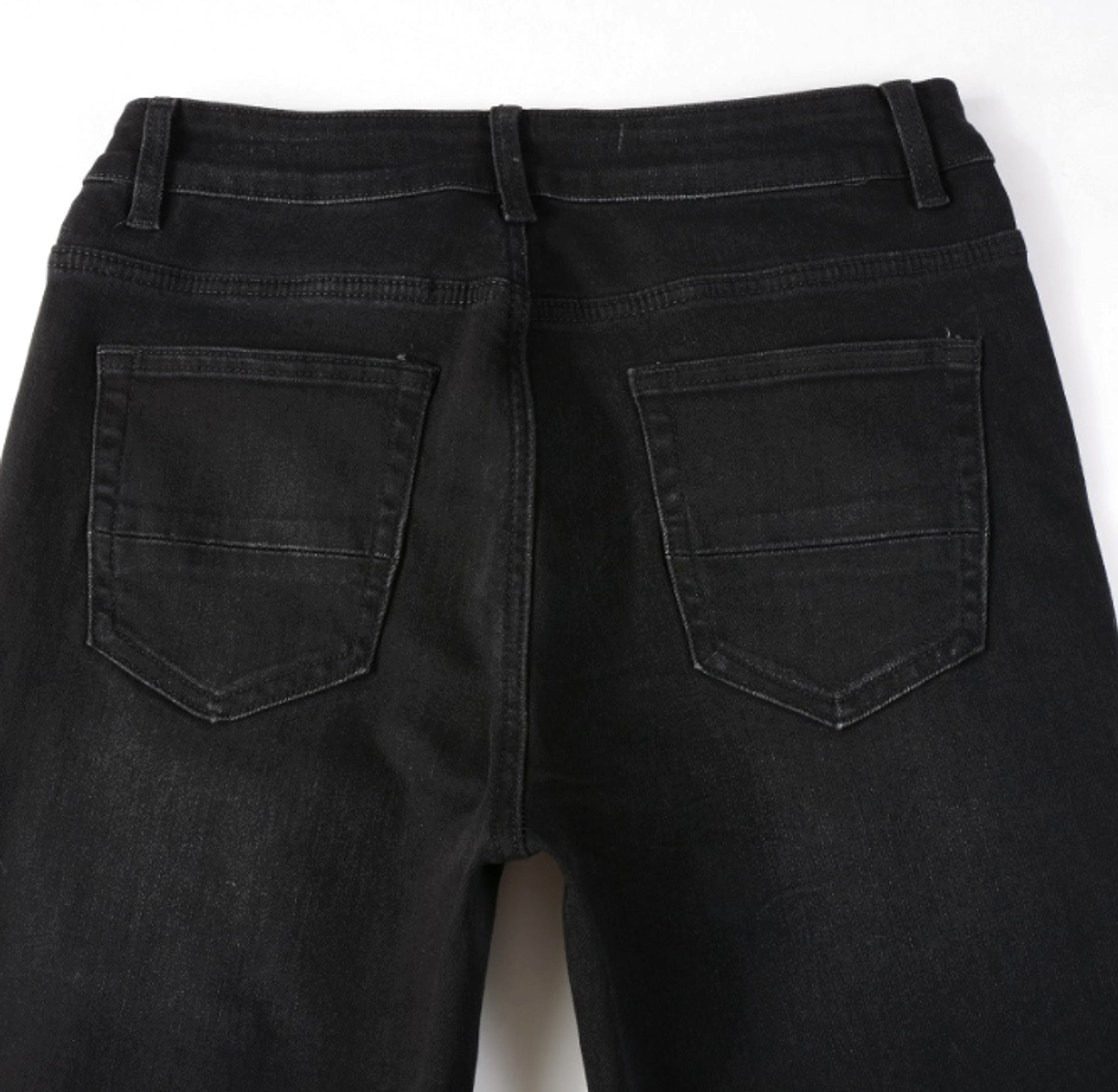 Men's Patch Fitted Distressed Jeans - enhanced image 5