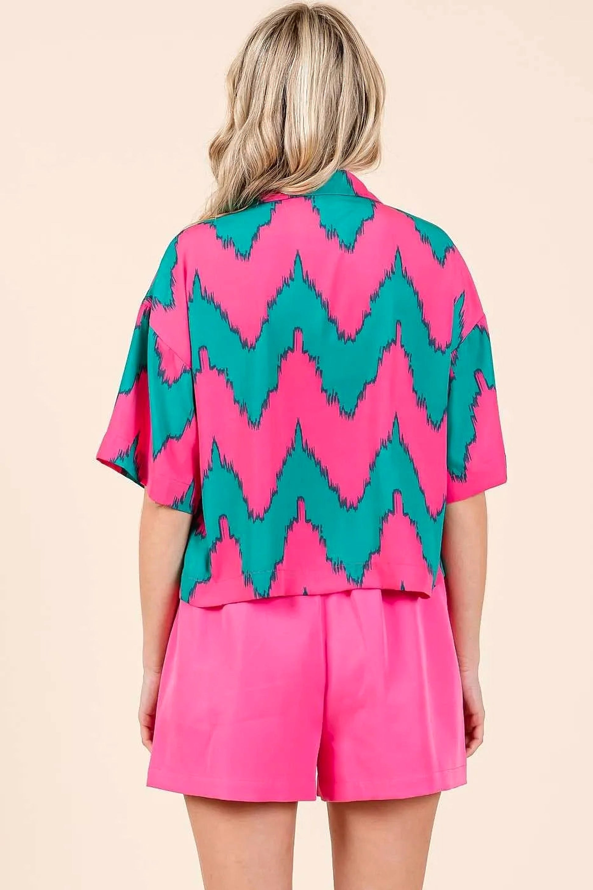 Mittoshop Chevron Print Short Sleeve Crop Shirt - enhanced image 5