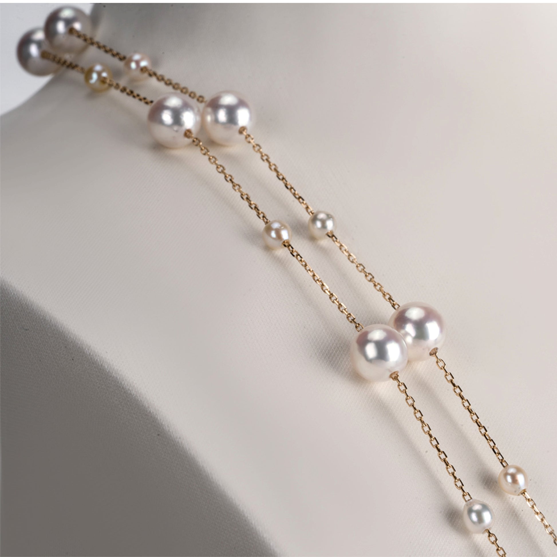 Mixed Color Star Pearl Sweater Necklace - enhanced image 5