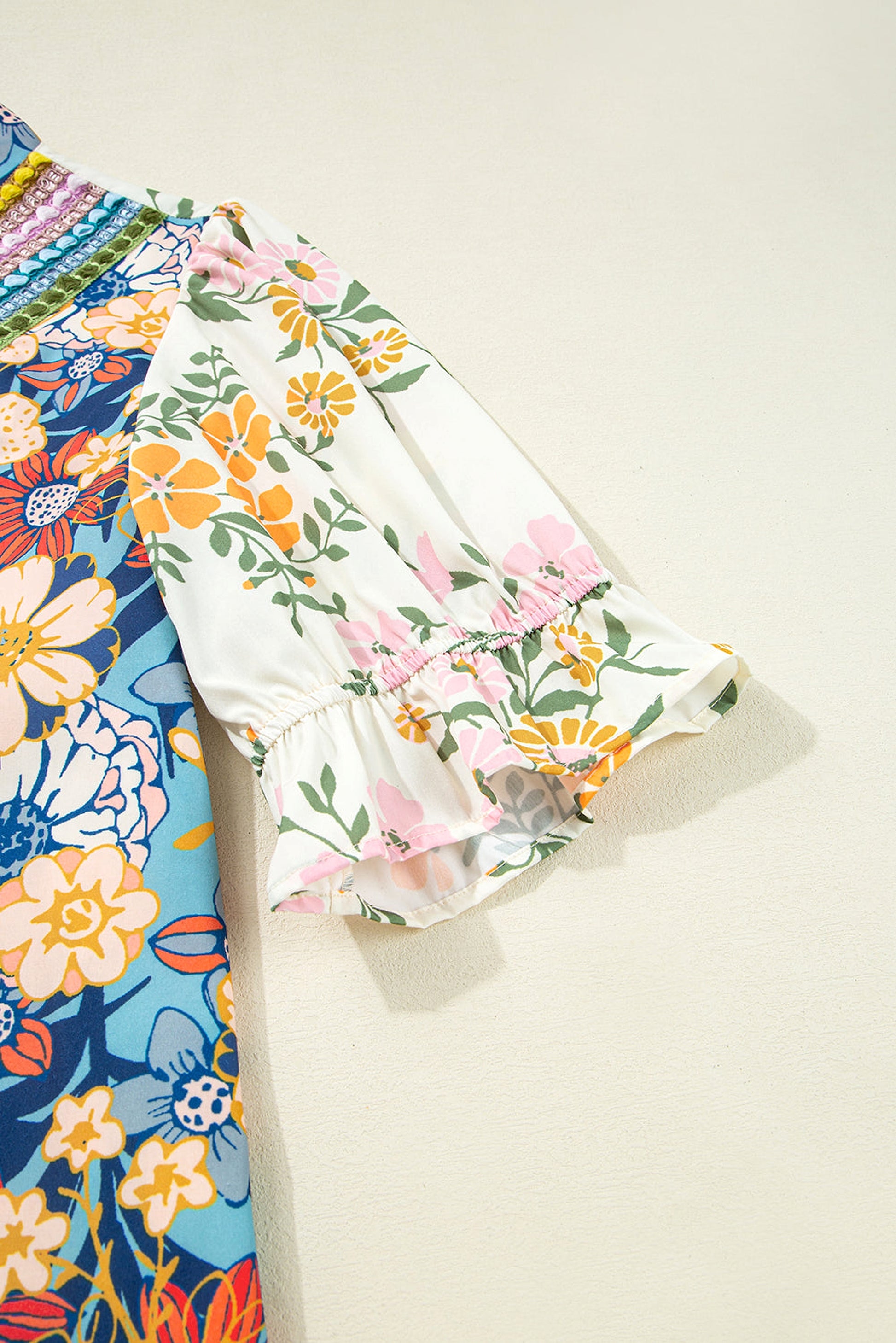 Multicolour Plus Size Floral Print Woven V Neck Half Sleeve Blouse - enhanced image 5