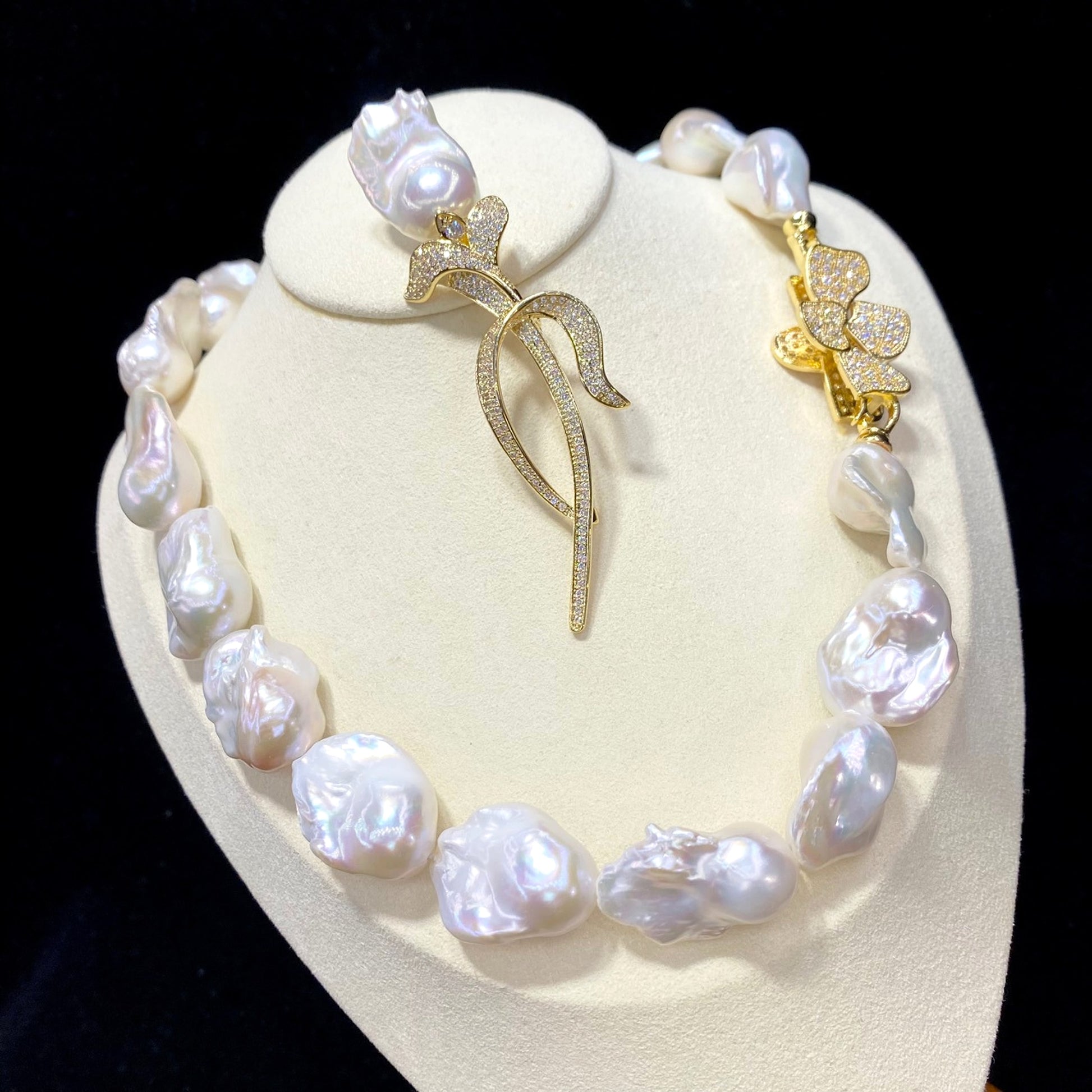 Natural Large Particle Baroque Shaped Freshwater Pearl Necklace For Women - enhanced image 5