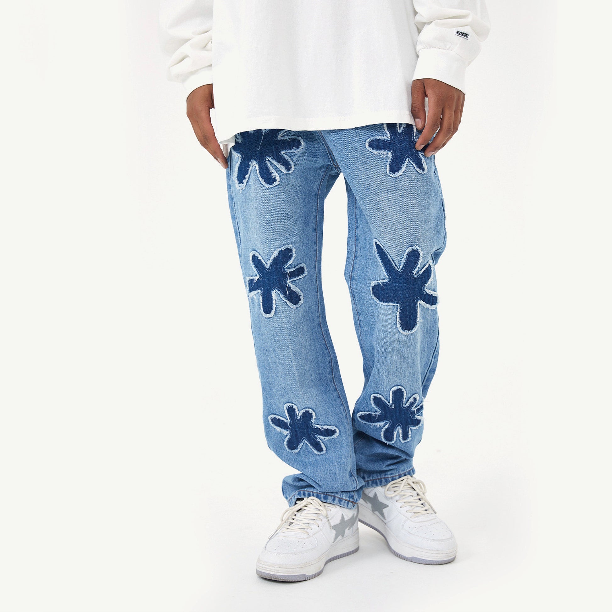 Retro Burnt Flowers Niche Wash Old Jeans For Men - enhanced image 5