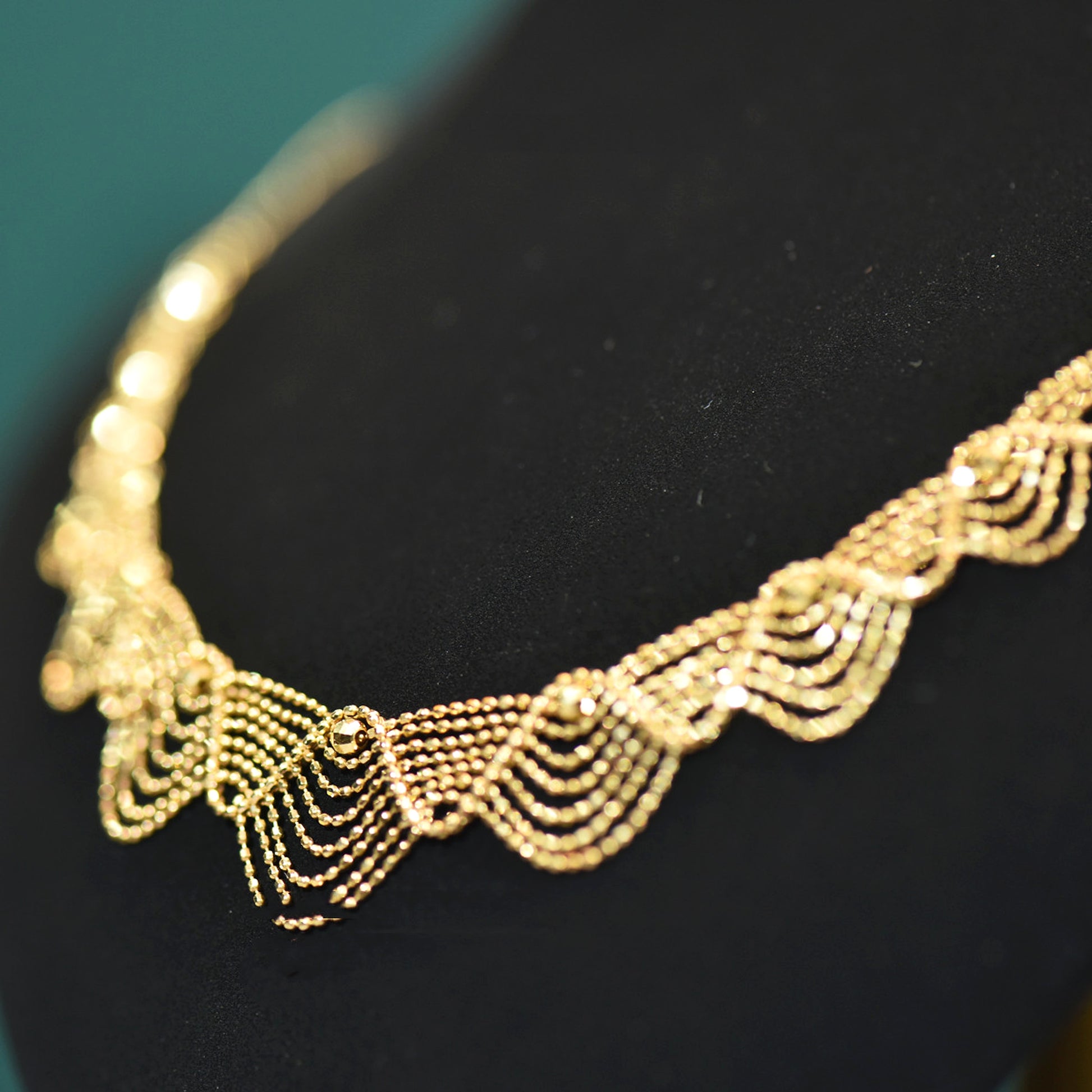 Women's Fashion 18k Gold Lace Necklace - enhanced image 5