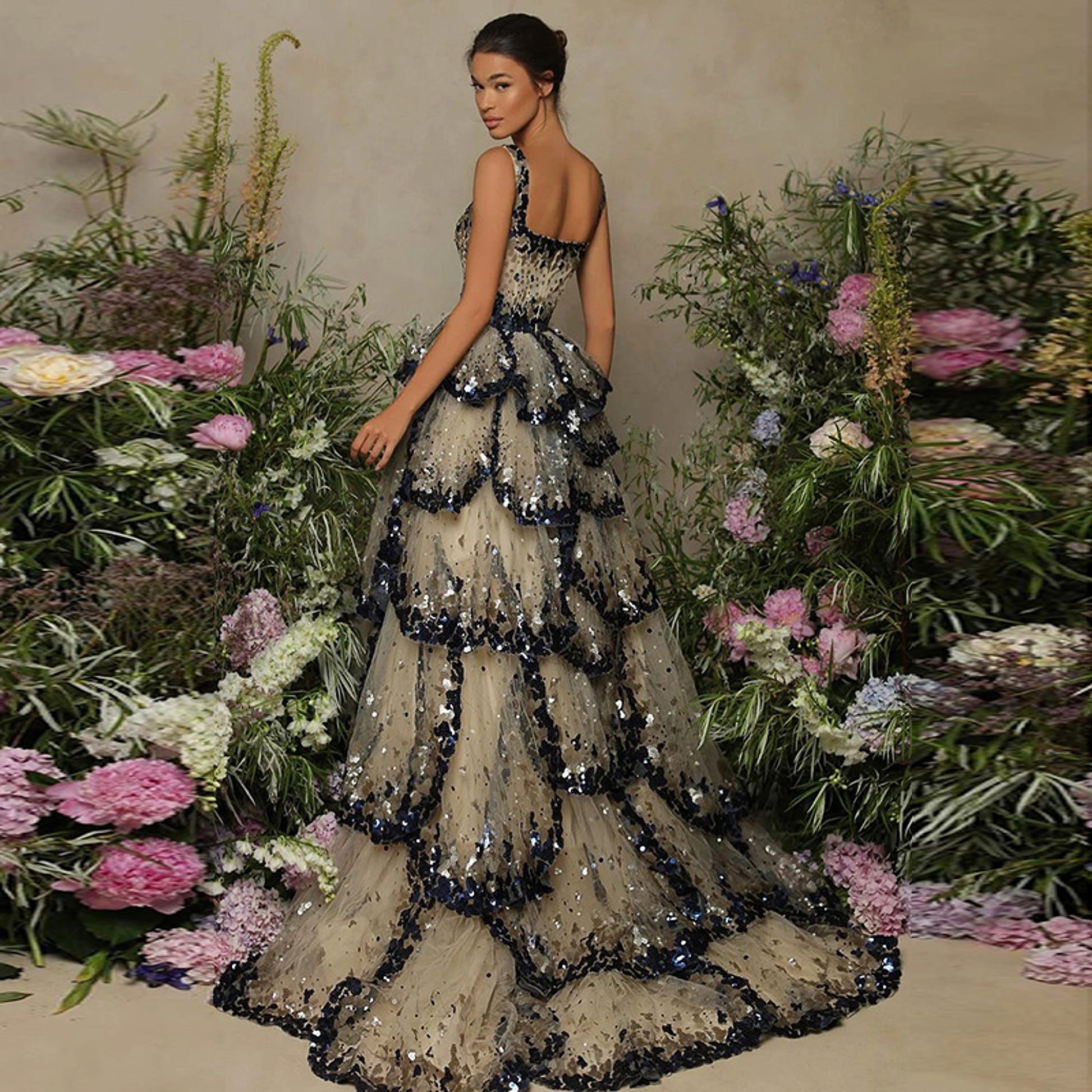A1. Women's High-end Luxury Puffy Dress Skirt - enhanced image 5