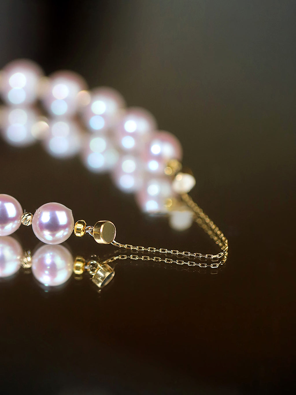 Blue Rose Laser 18K Gold Pearl Elegance Bracelet - enhanced image 6