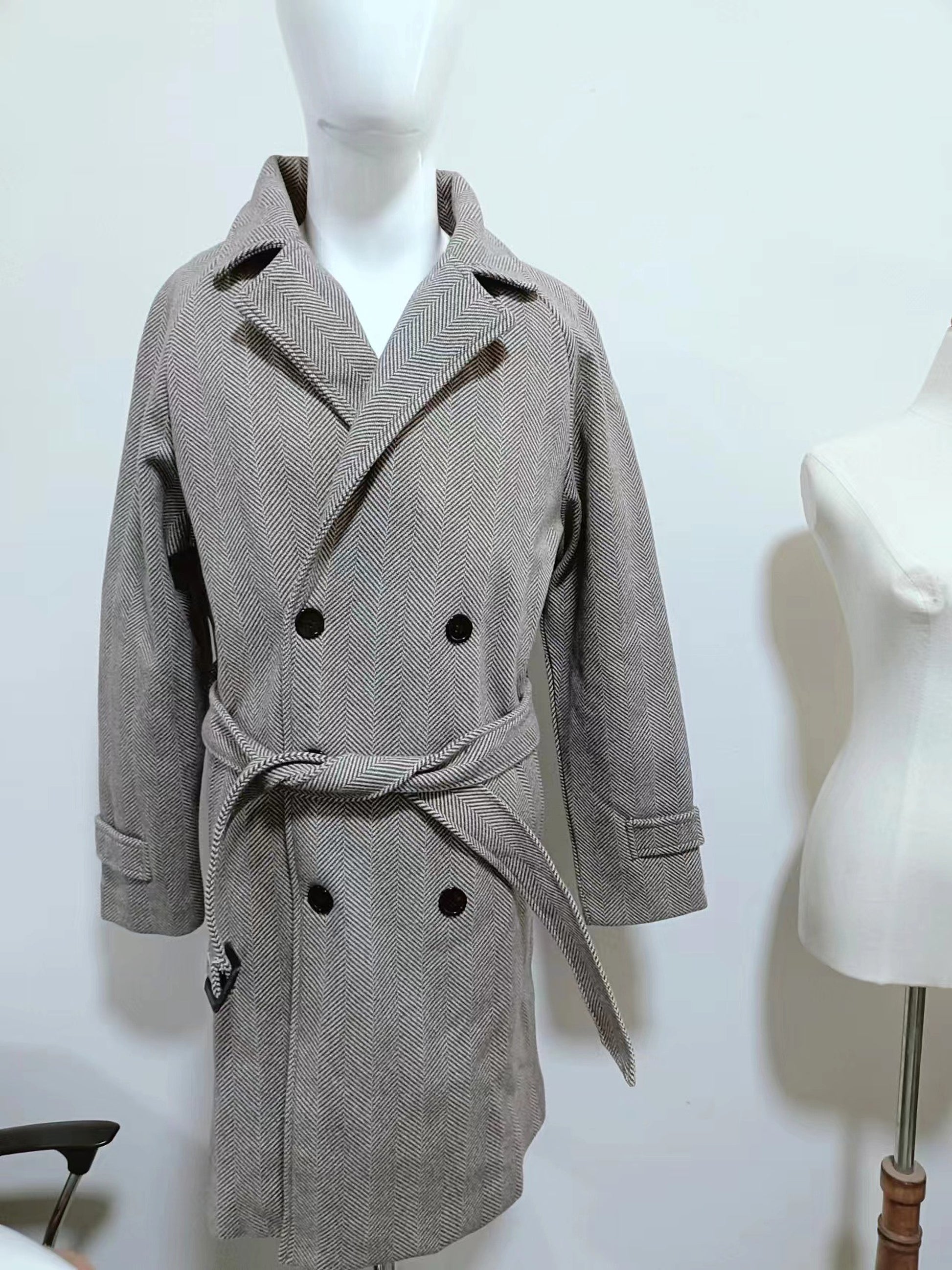 Fall Winter Men Mid-length Woolen Plaid Double Breasted Cotton Padded Thickened Coat - enhanced image 6