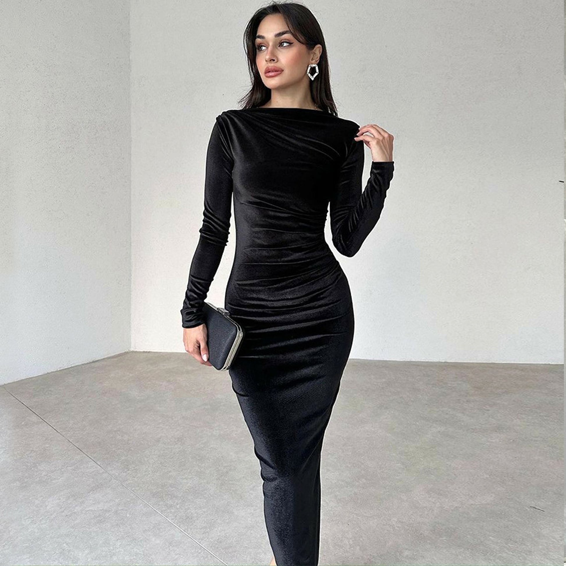 A1. Fashion Solid Color Slim Pleated Round-neck Long-sleeved Dress - enhanced image 6