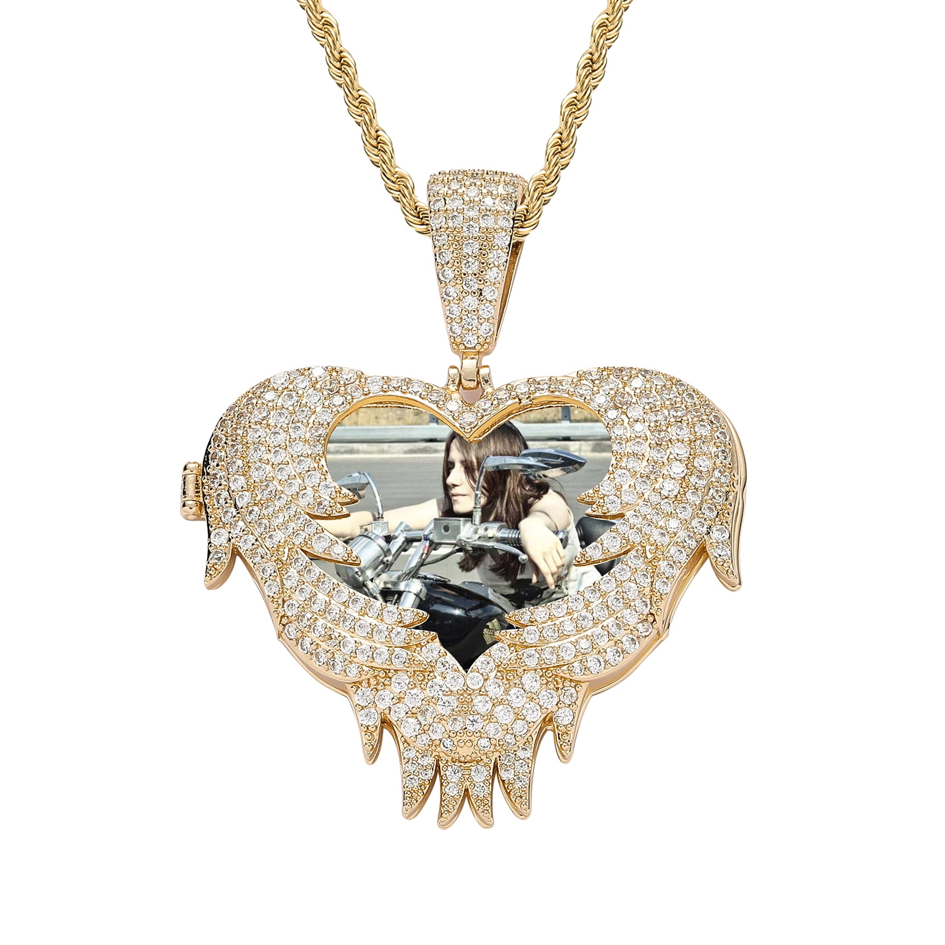LoveShell™ – Custom Clamshell Heart Photo Pendant | Iced Out Zircon Necklace - enhanced image 6