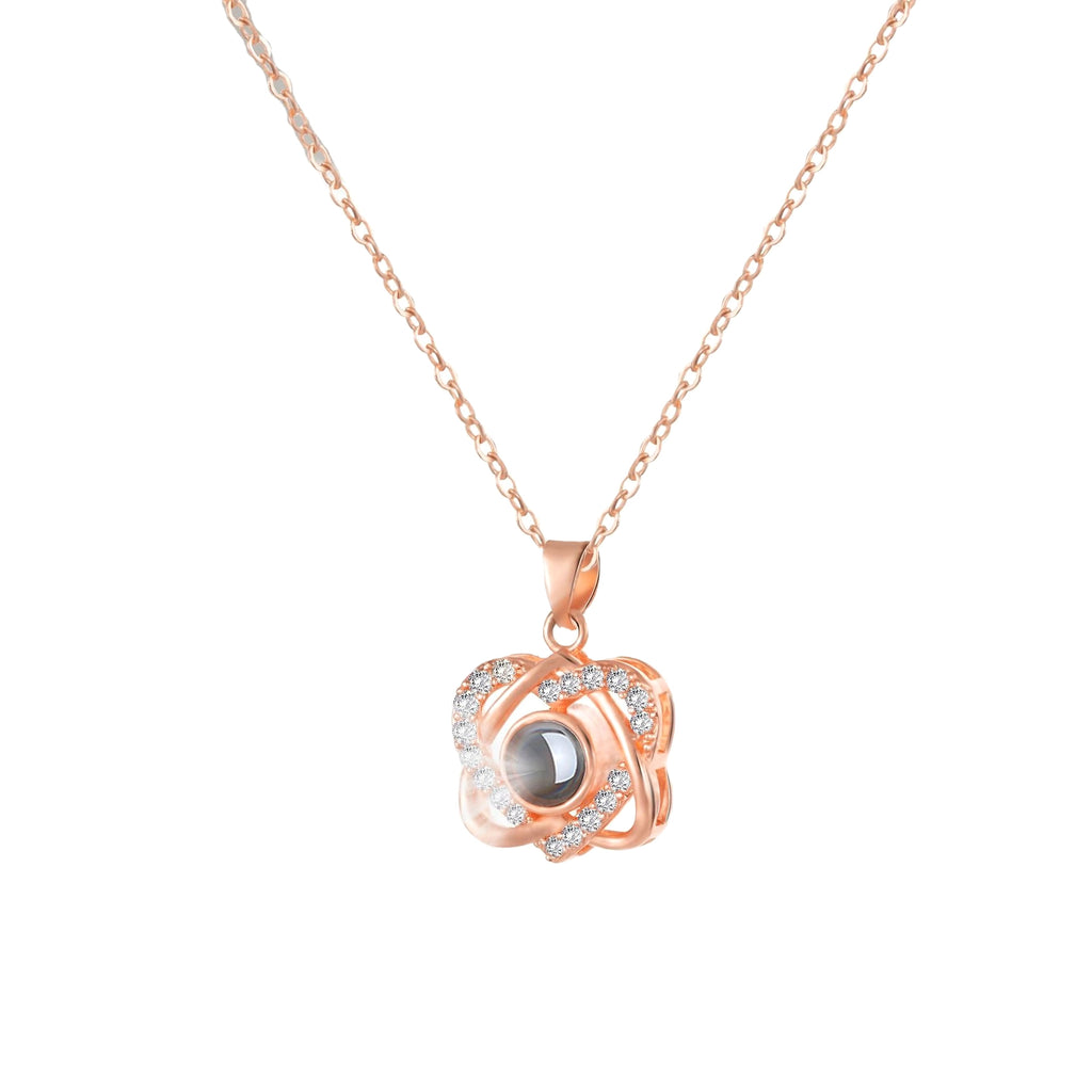 Men's And Women's Fashion Simple Heart-shaped Projection Necklace - enhanced image 6
