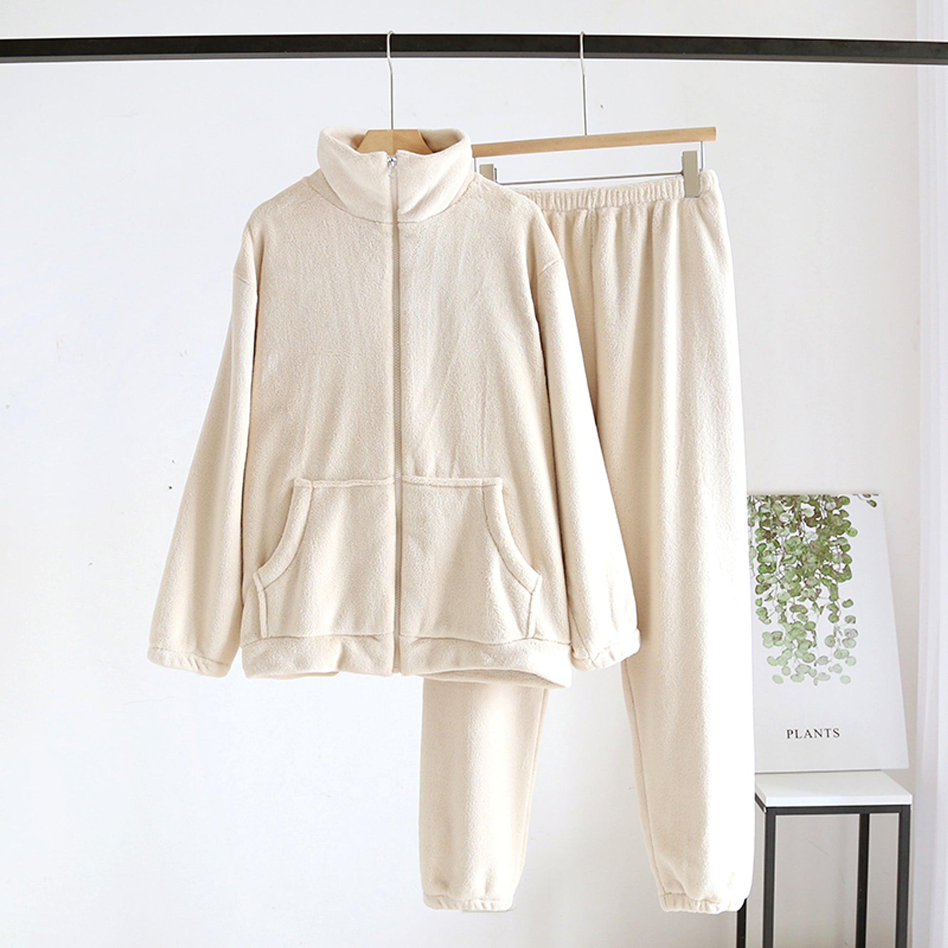 Men's And Women's Pajama Winter Coral Velvet Padded Thickened Homewear Suit - enhanced image 6