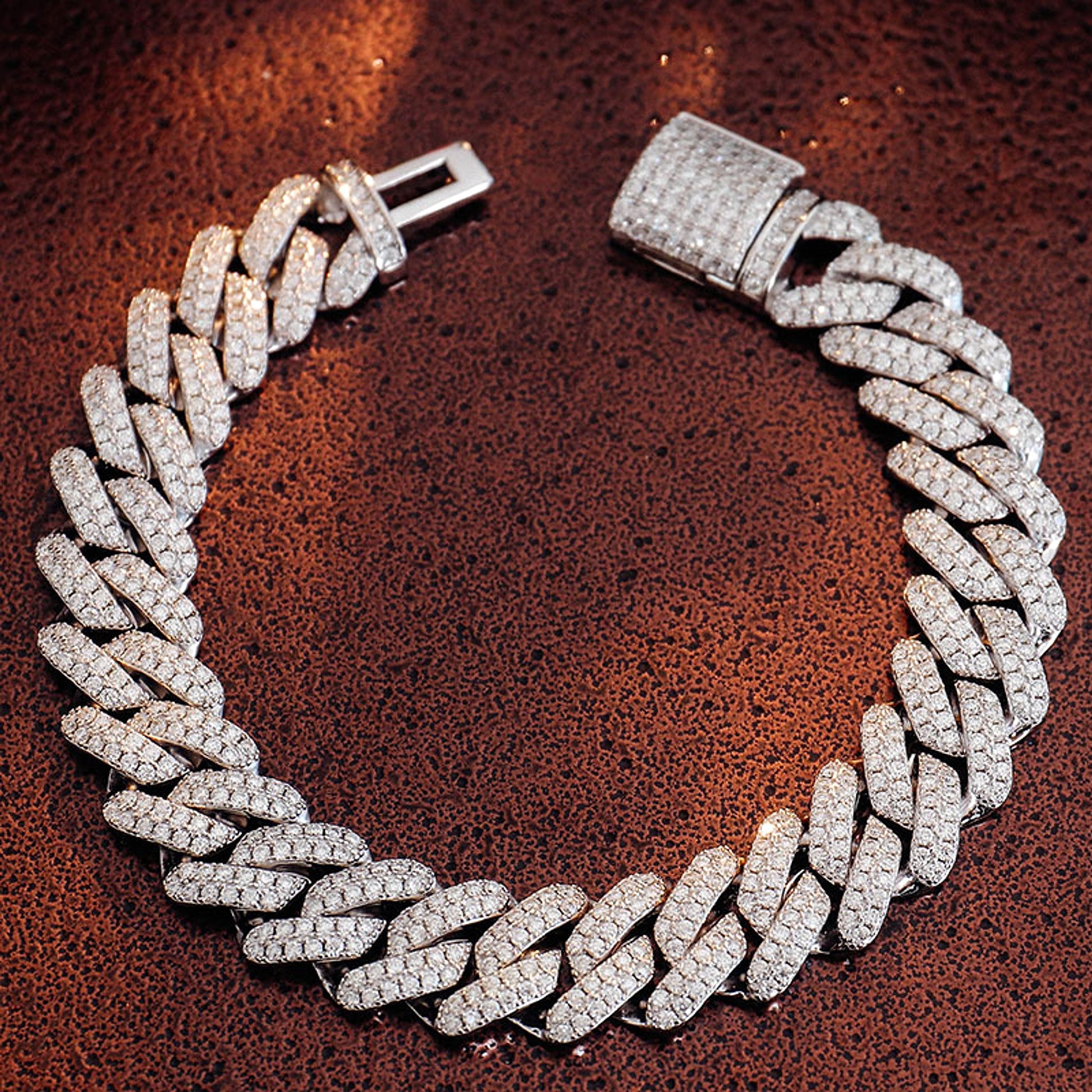 Men's Fashion Personality Cuban Bracelet - enhanced image 6