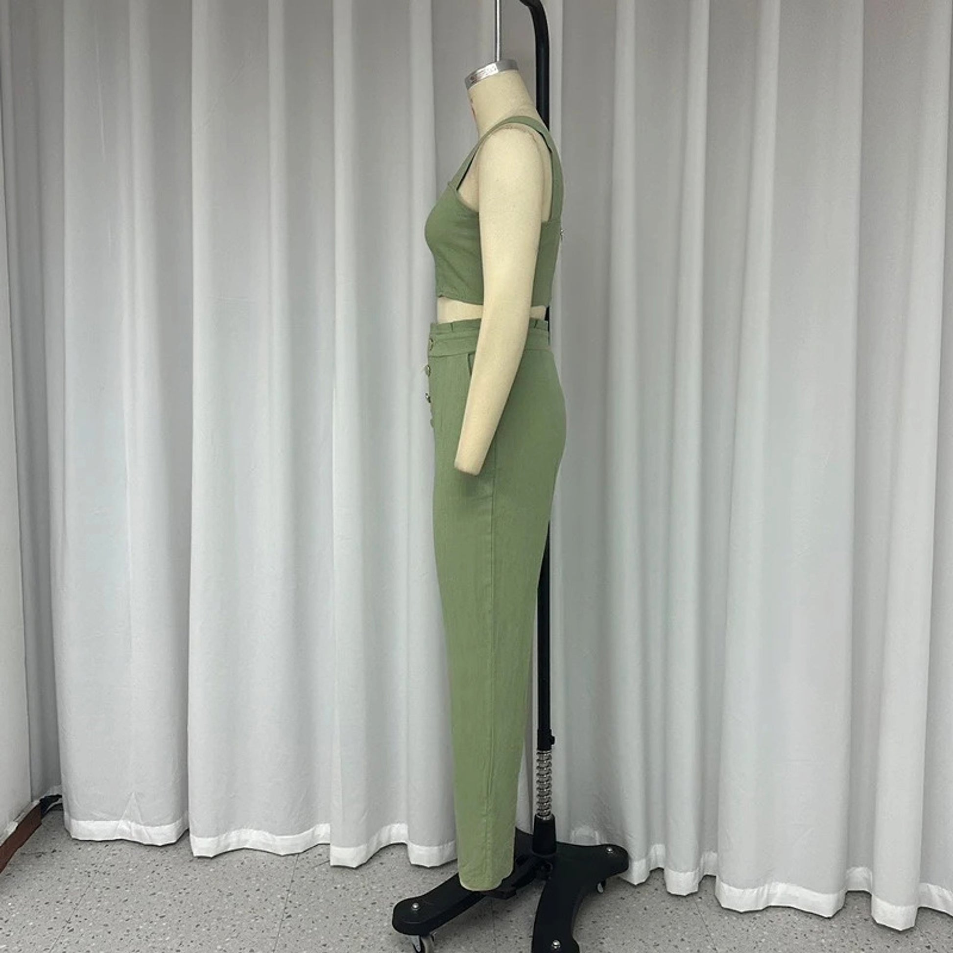Short Crop-top Spaghetti-strap Top High Waist Trousers Two-piece Set - enhanced image 6