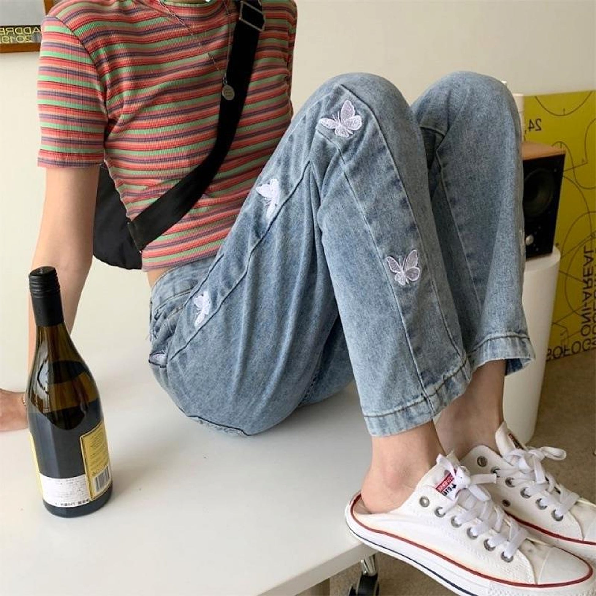 Women's Loose All-match Butterfly Embroidered Straight Jeans - enhanced image 6