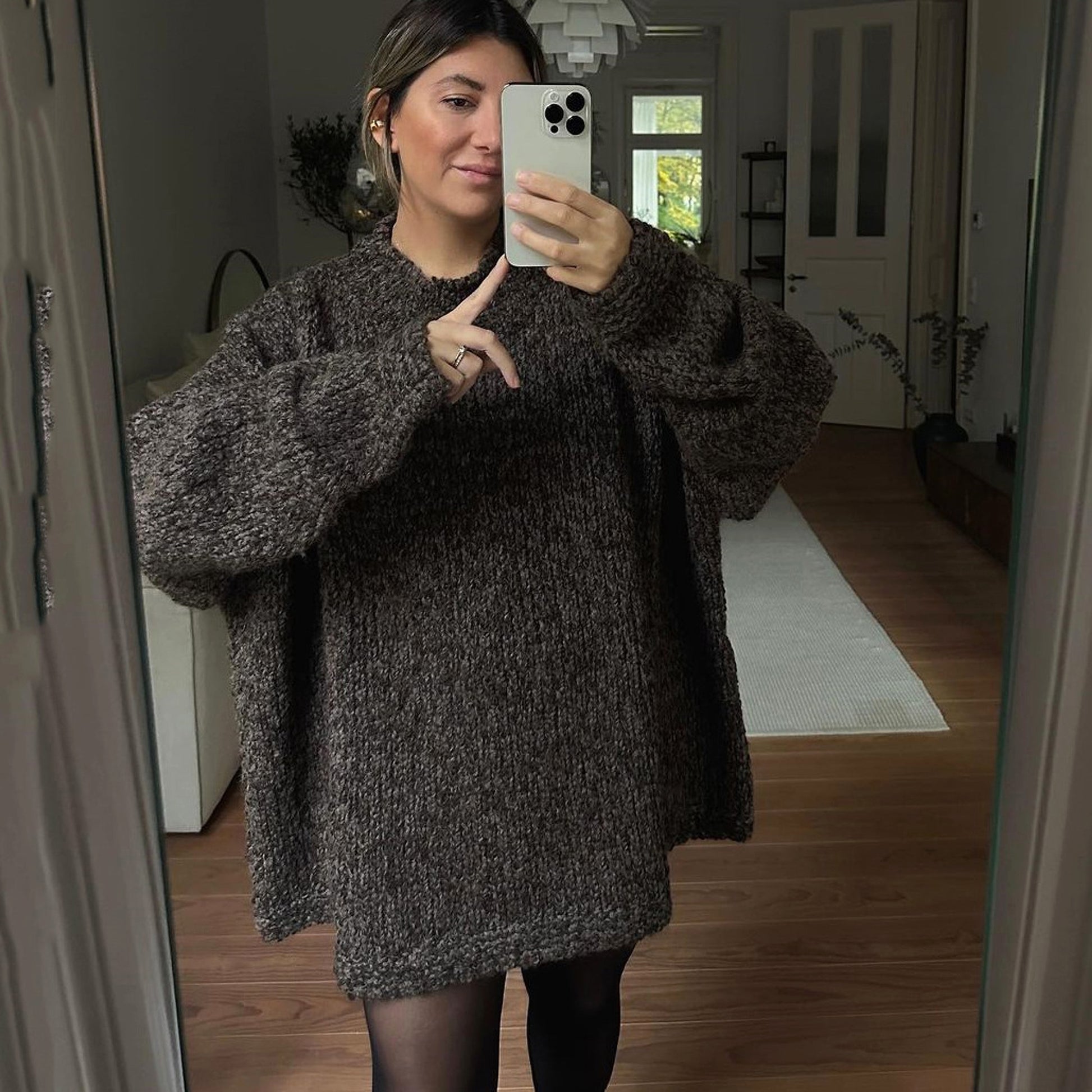 Women's Solid Color Basic Loose Casual Sweater - enhanced image 6