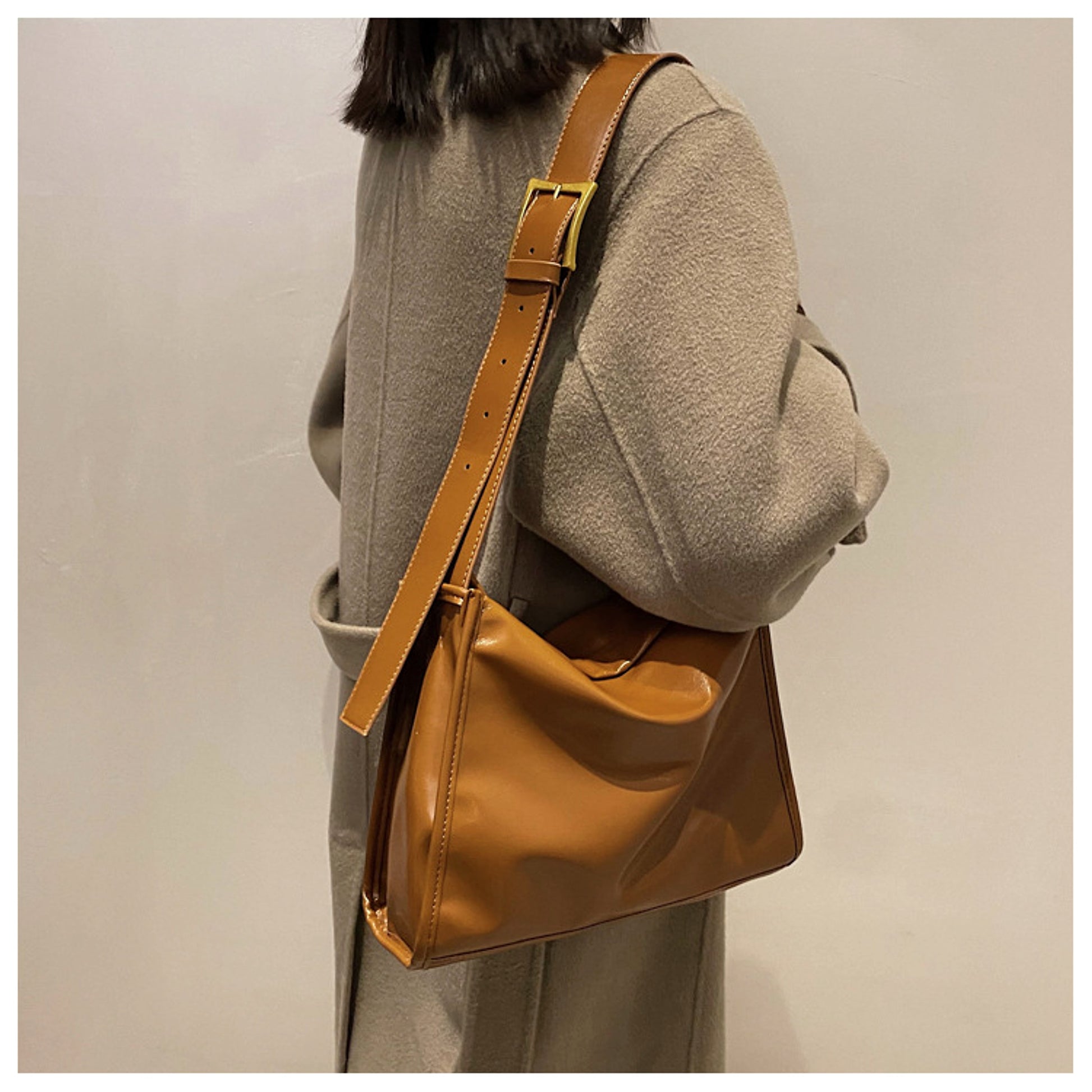 CityEdit™ – Retro Large Tote with Bold Strap - enhanced image 7