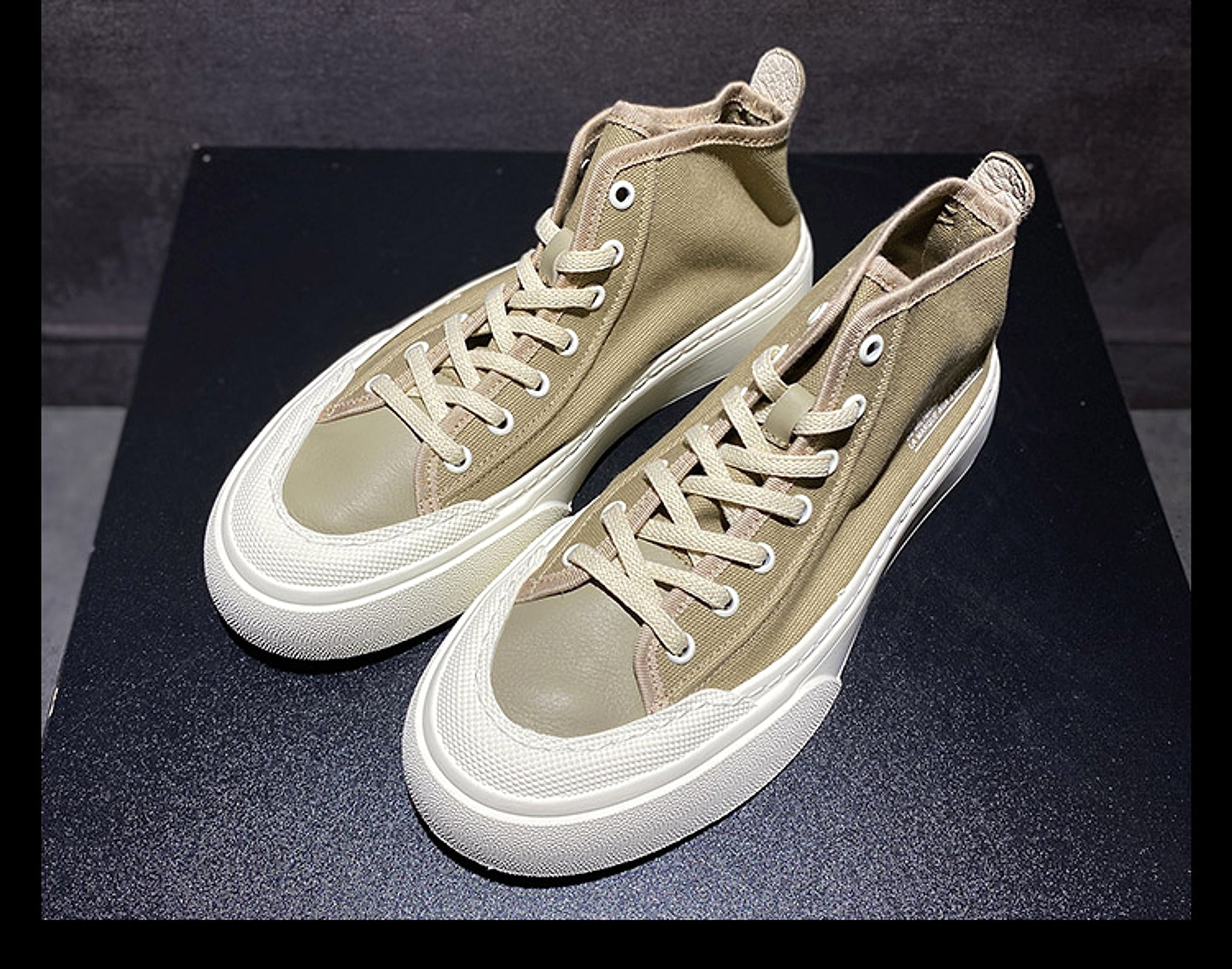 Men's Breathable Light Cloth Casual Sneakers - enhanced image 7