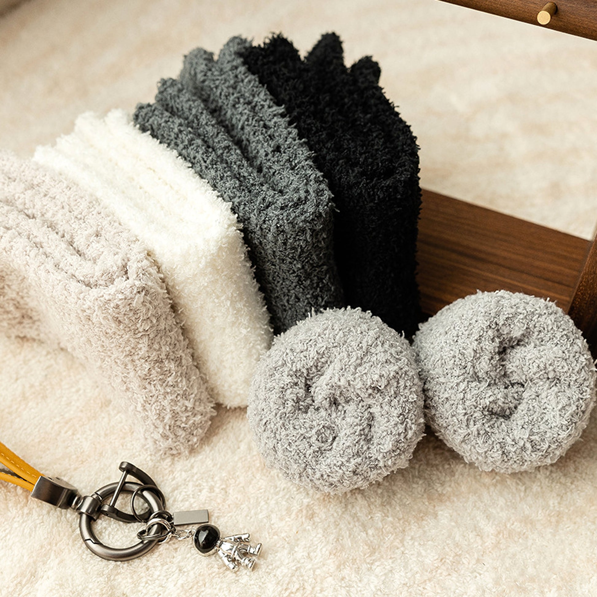 Men's Coral Fleece Thick Warm Winter Socks - enhanced image 7