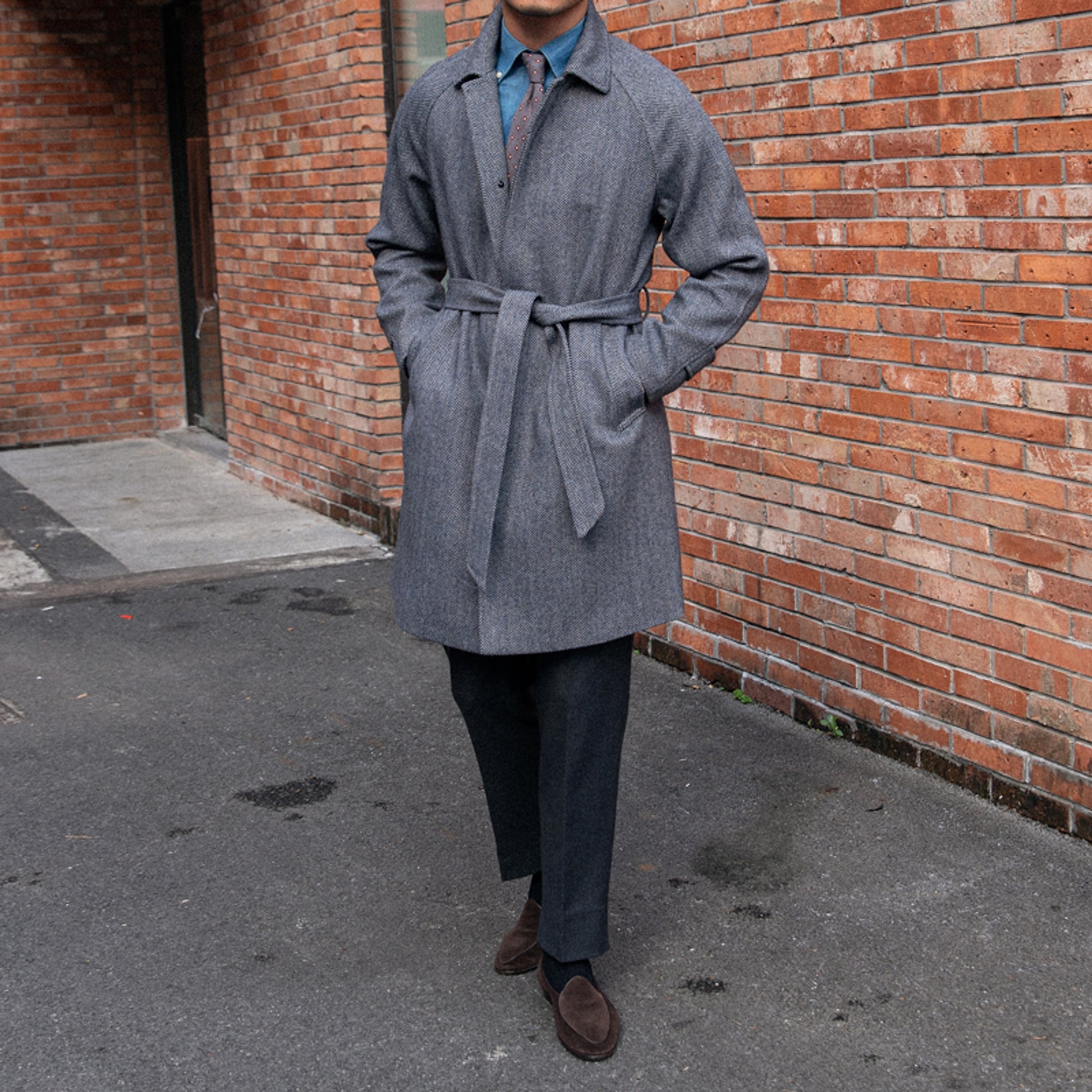 Men's Herringbone Wool Slim Fit Mid Length Coat - enhanced image 7