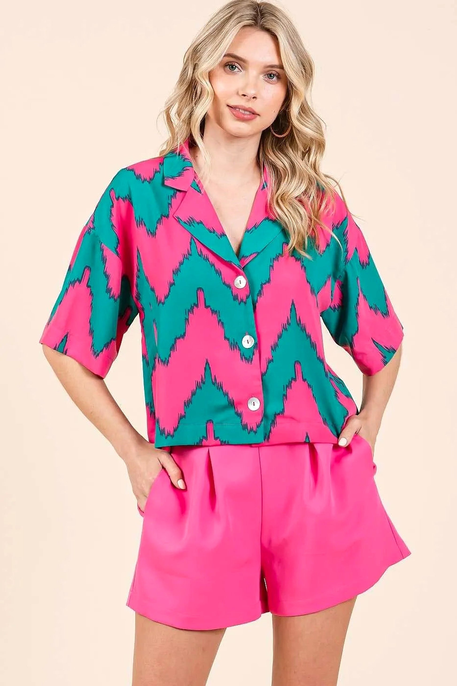 Mittoshop Chevron Print Short Sleeve Crop Shirt - enhanced image 7