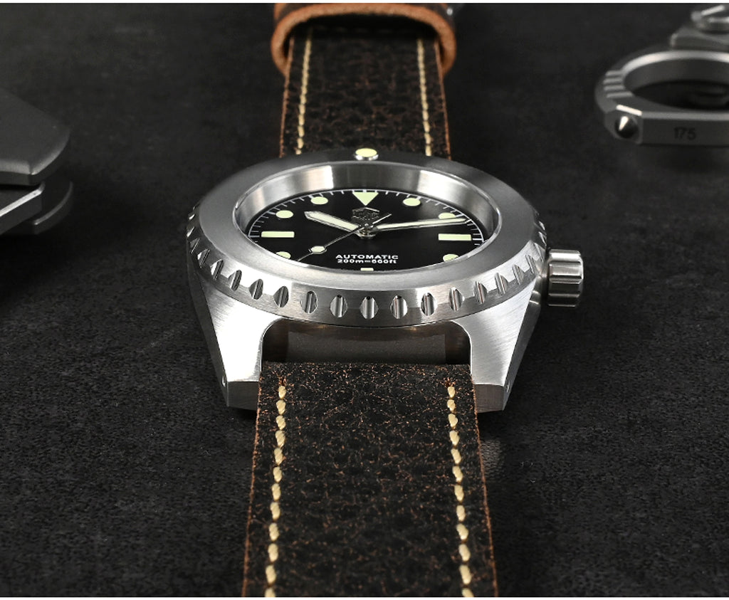 San Martin - Men's Stainless Steel Diving Automatic Mechanical Sports Watch - enhanced image 7