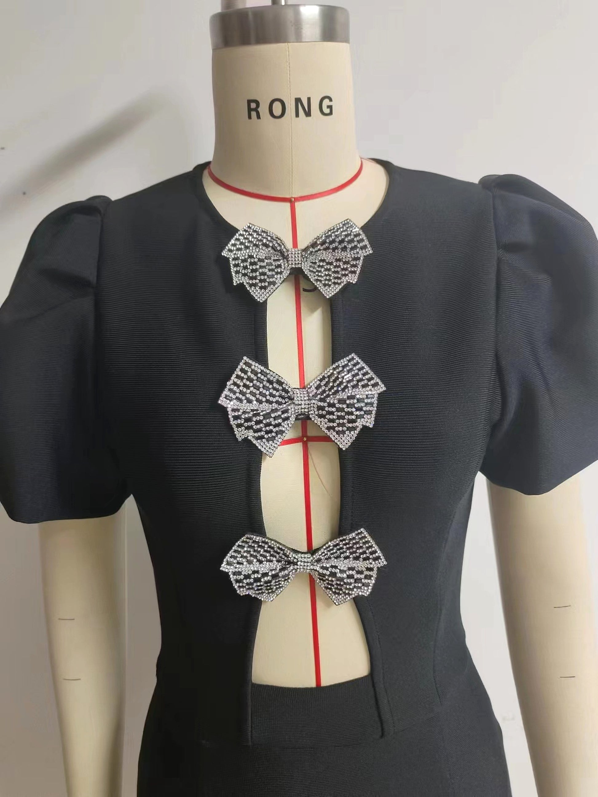 A1. Tube Top Three Bowknot Connection Hollowed Fashion Puff Sleeve Sheath Bandage One-piece Dress - enhanced image 7