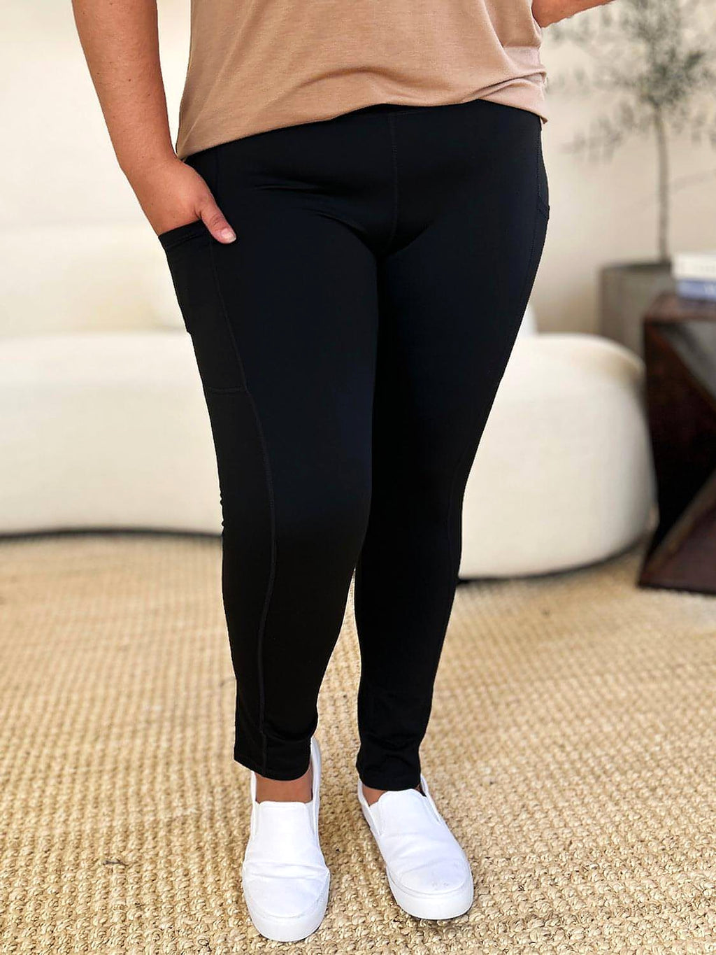 Wide Waistband Sports Leggings - enhanced image 7