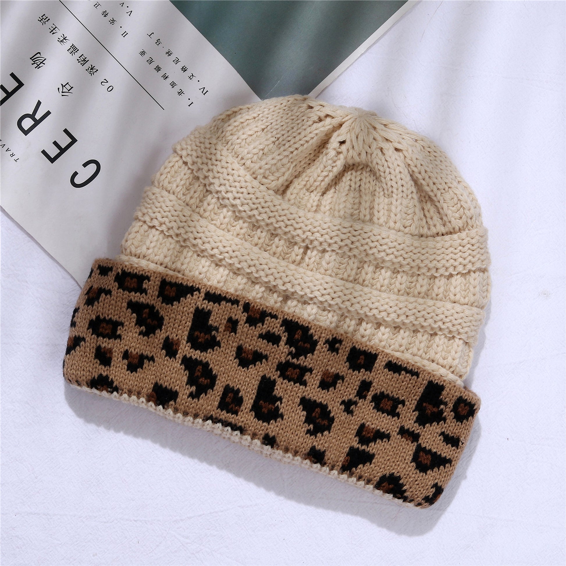 Ladies Autumn Winter Leopard Print Cuffed Acrylic Knitted Hat - enhanced image 8