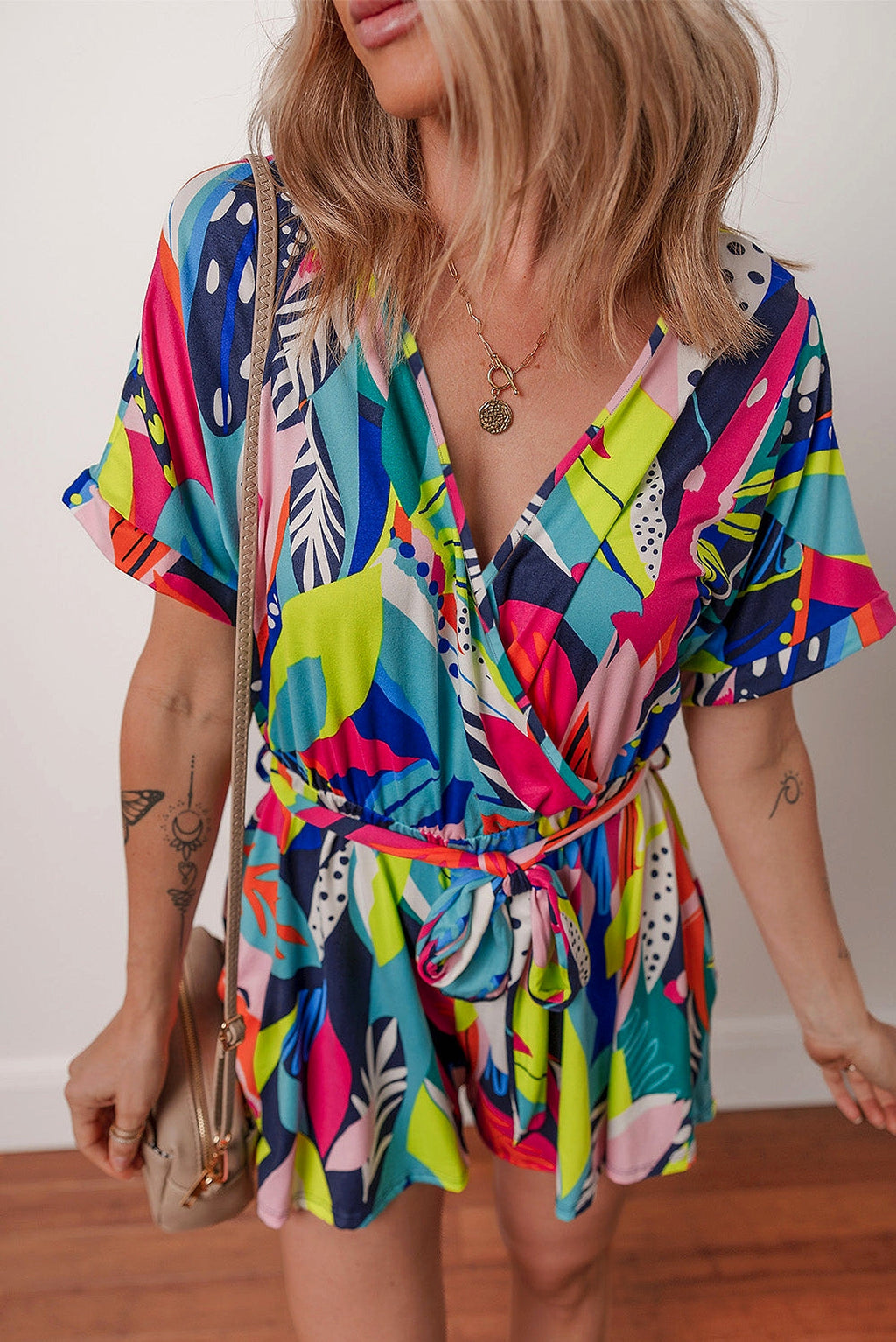 Multicolour Tropical Printed Surplice Neck Tie Waist Romper - enhanced image 8