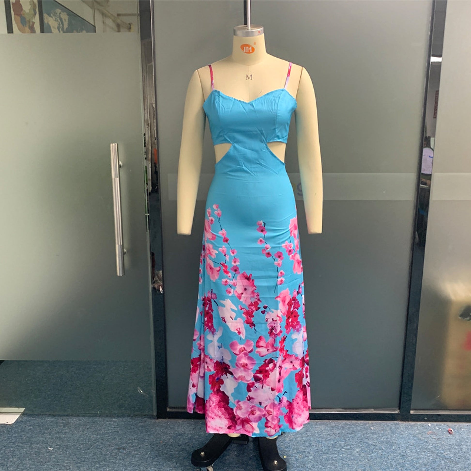 Silk Surface Ripped Sheath Cutout Sling Dress - enhanced image 8