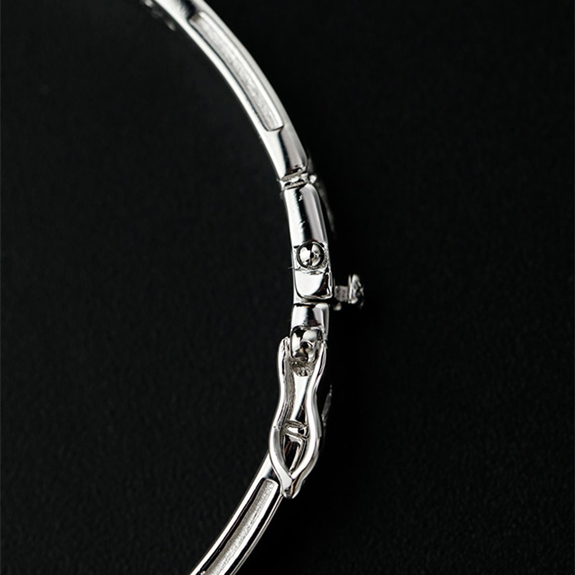 LuxeJewels™ – Vintage Clover 925 Silver Bracelet - enhanced image 8