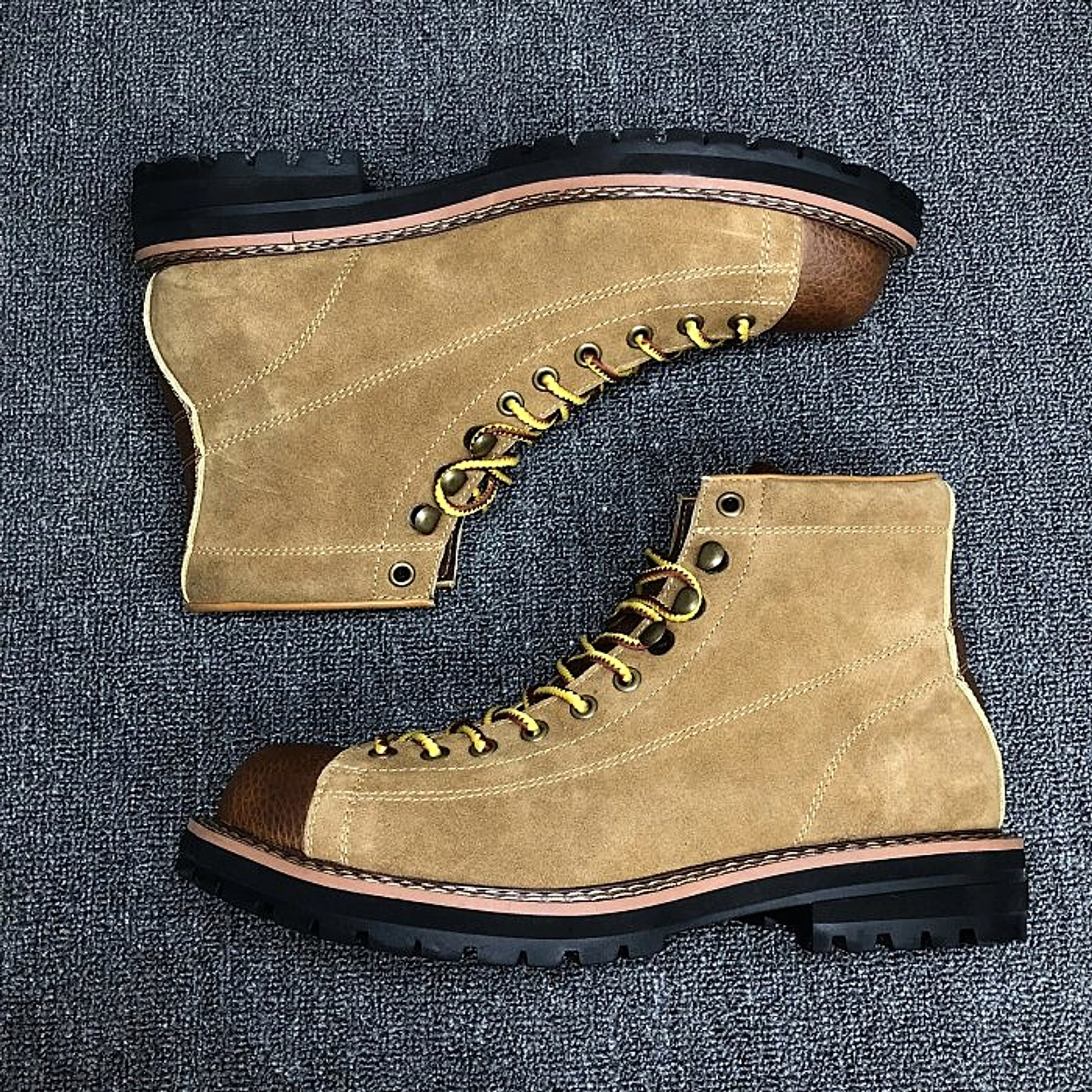 Autumn And Winter Men's Round Toe Fashion Casual Leather Shoes Martin Boots - enhanced image 9