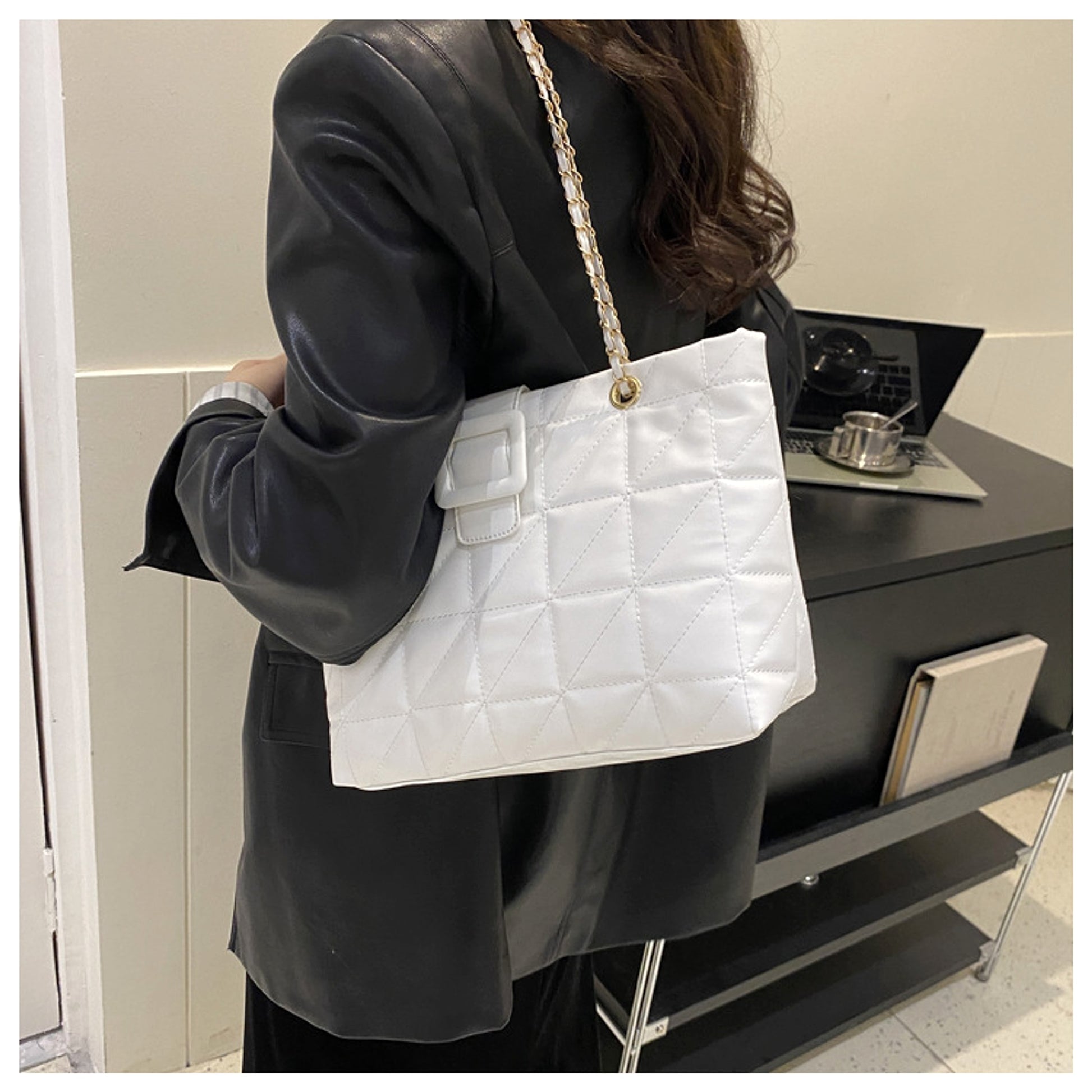 ChicLuxe™ – Quilted Chain Shoulder Bag Inspired by Iconic Parisian Style - enhanced image 9