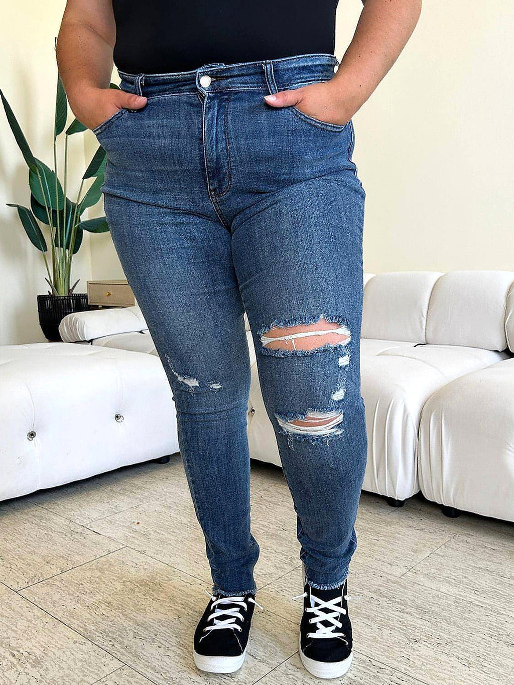 Judy Blue Full Size  High Waist Distressed Skinny Jeans - enhanced image 9