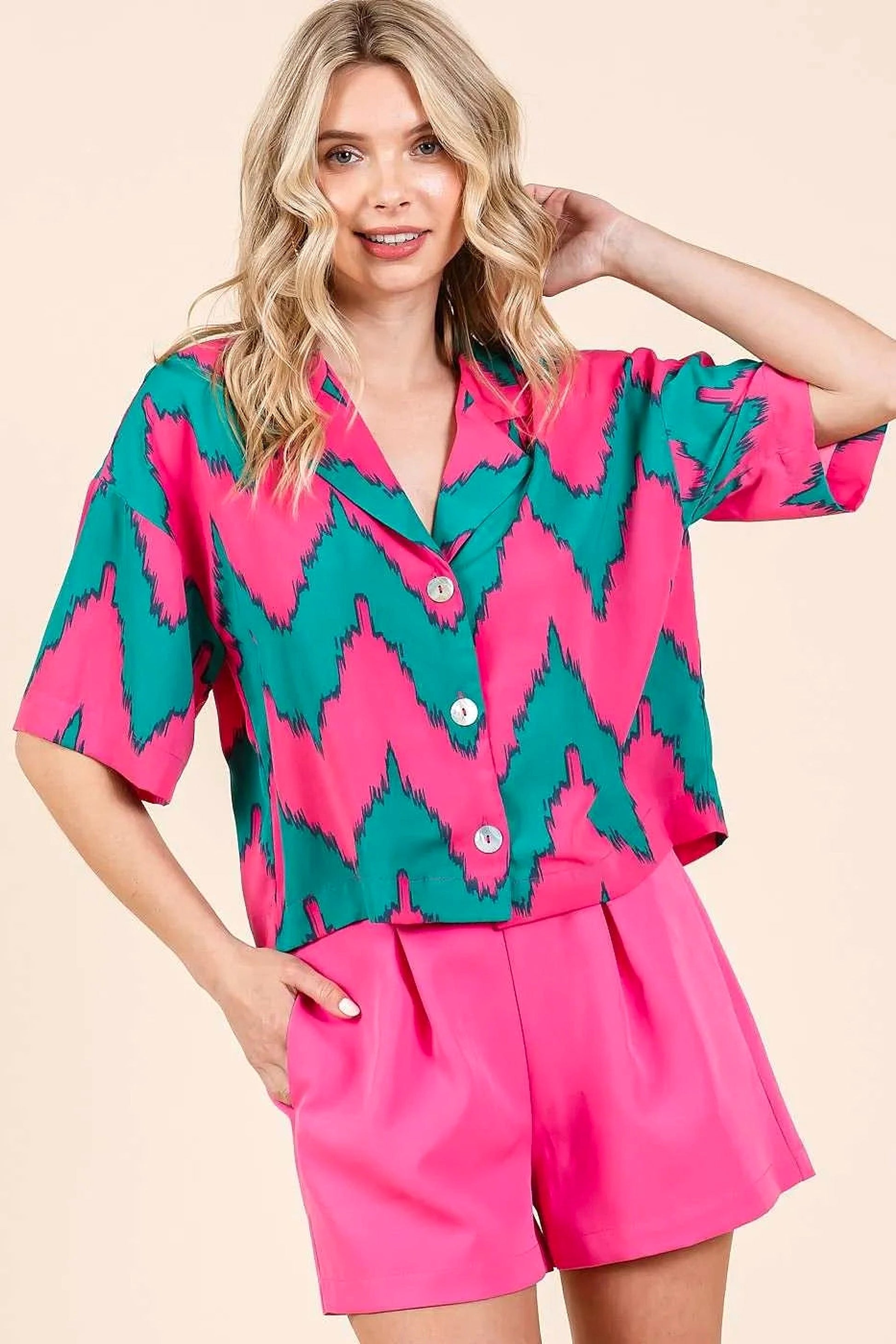 Mittoshop Chevron Print Short Sleeve Crop Shirt - enhanced image 9