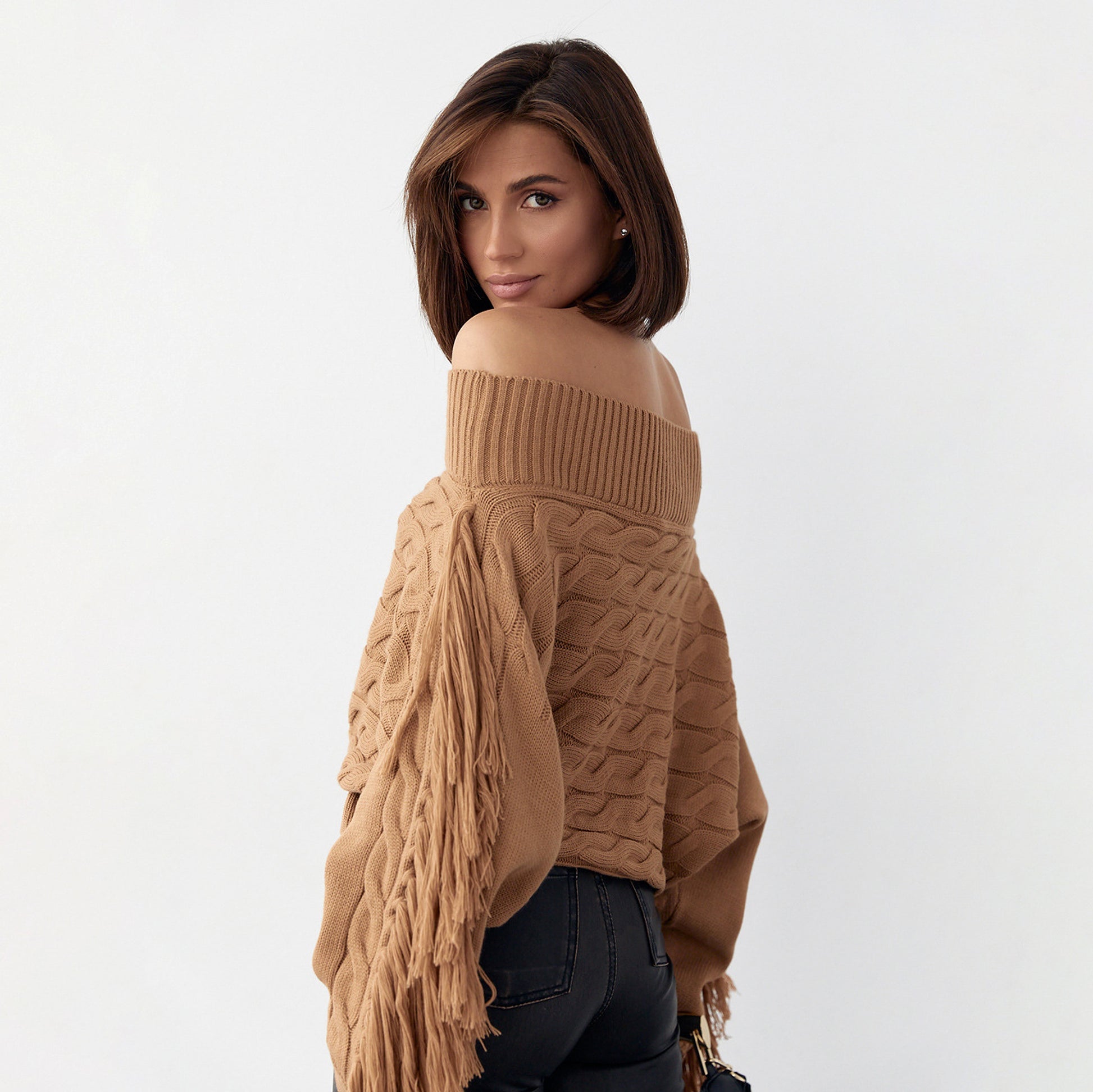 A Pure Color Elegant Style Woolen Tassel Design Sweater  Women - enhanced image 9