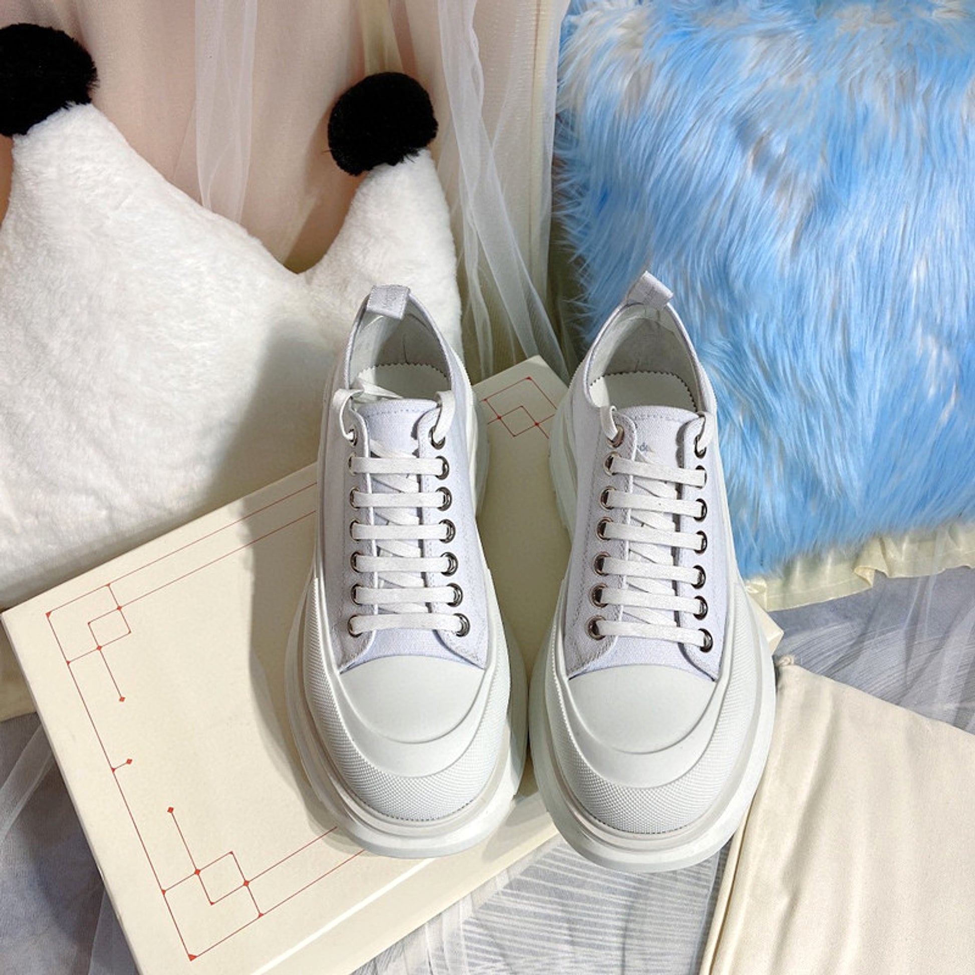 Women Shoe High Low Sole Black Royal Platform - enhanced image 9