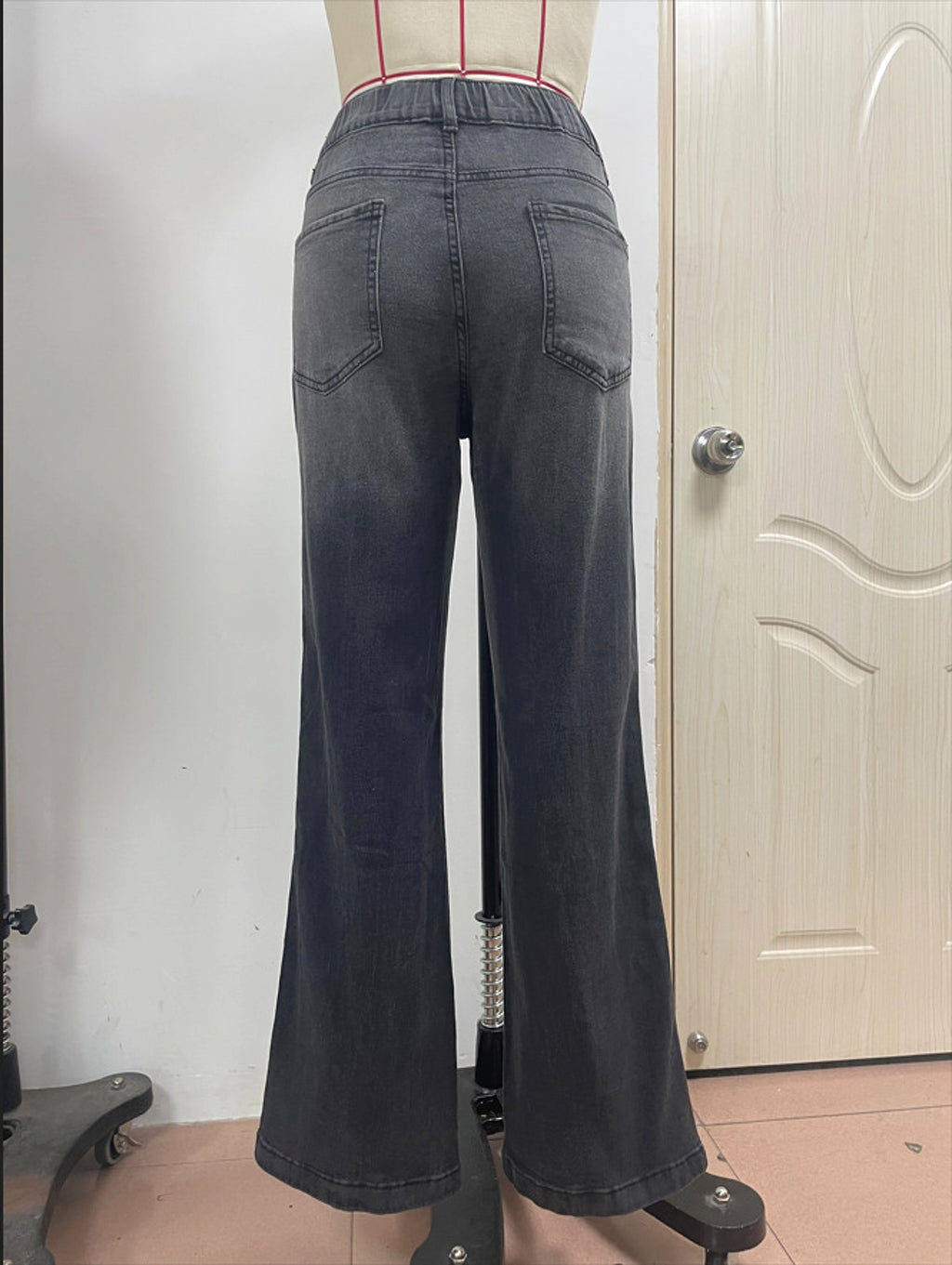 Women's Straight Jeans Mid Waist Wide Leg Pants High Elastic Waist Trousers - enhanced image 9