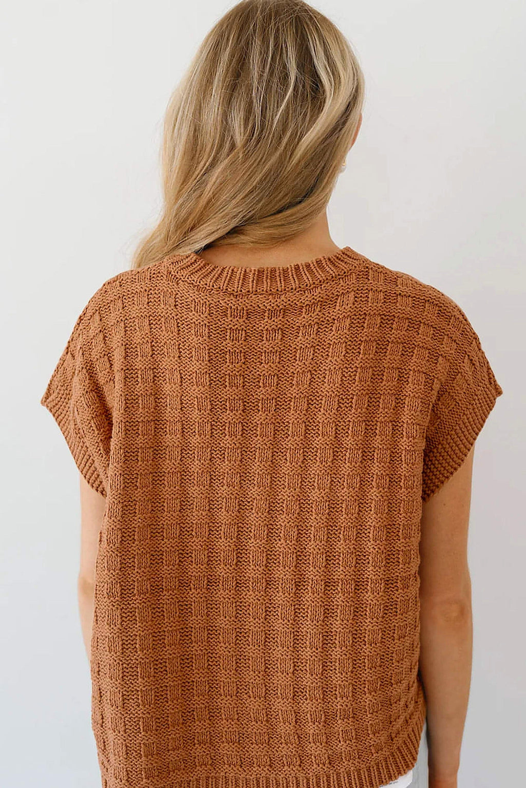 Camel Round Neck Textured Knit Sweater Vest - enhanced image 10