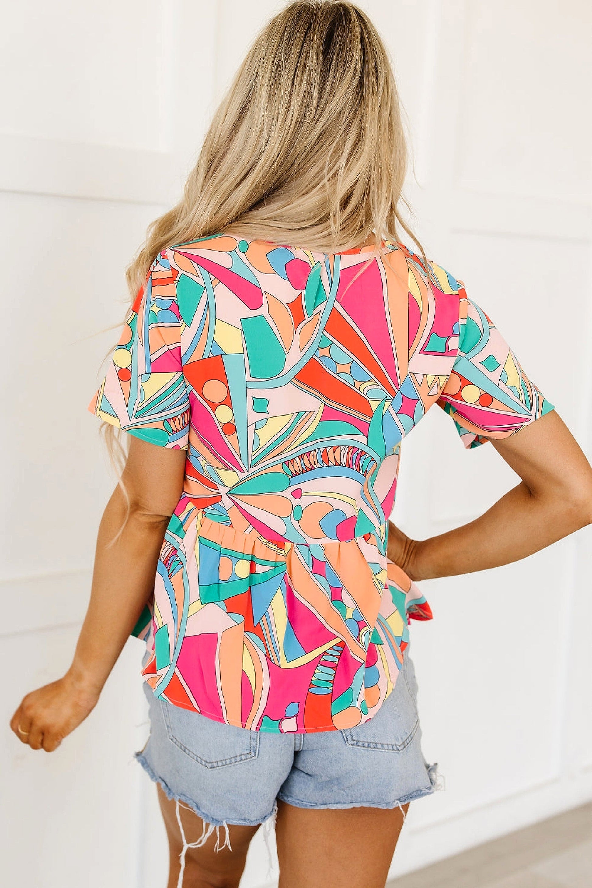 Multicolor Boho Abstract Pattern Split V Neck Flowy Blouse - enhanced image 10