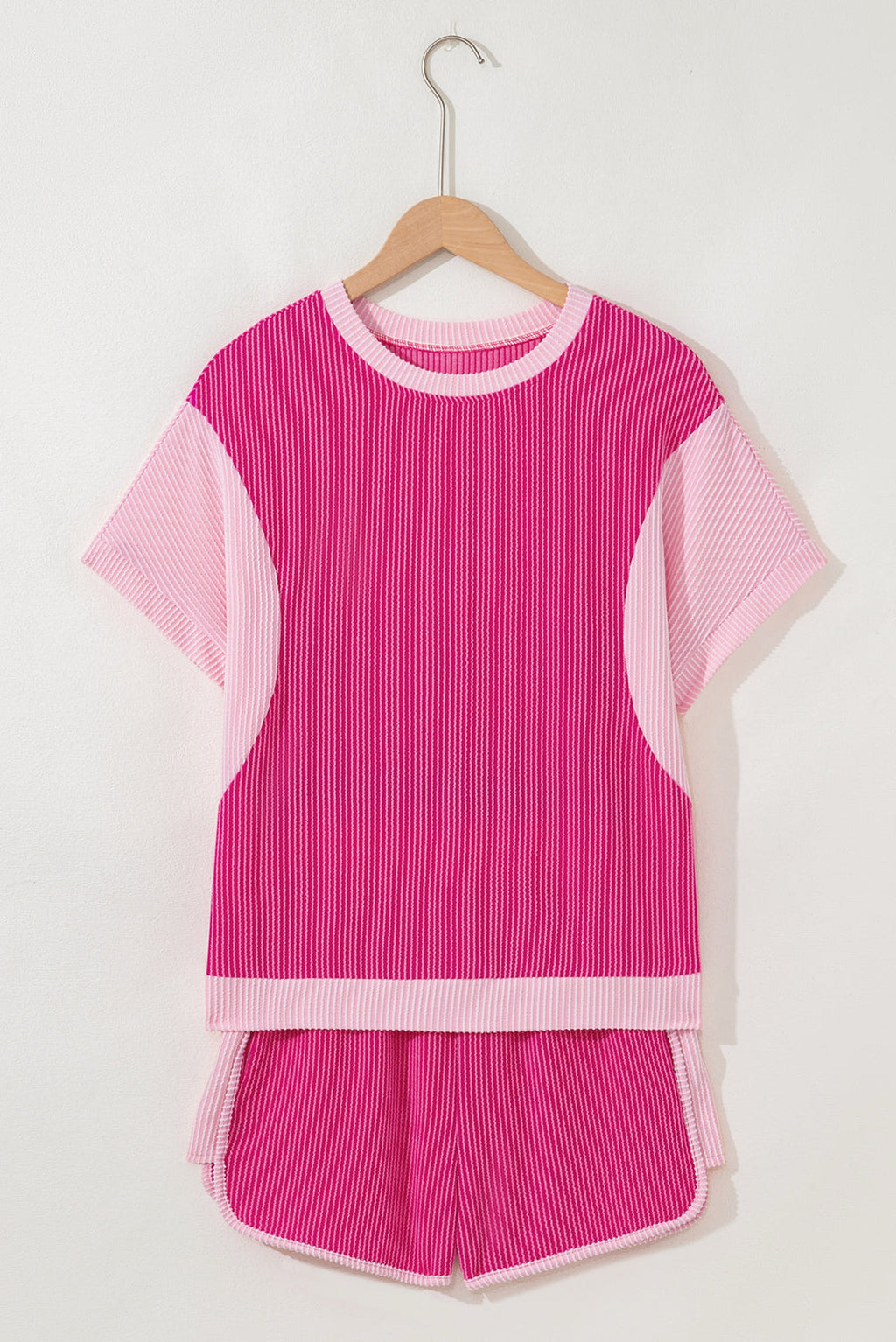 Rose Red 3D Spiral Ribbed Texture 2 Tones Patchwork Short Set - enhanced image 10