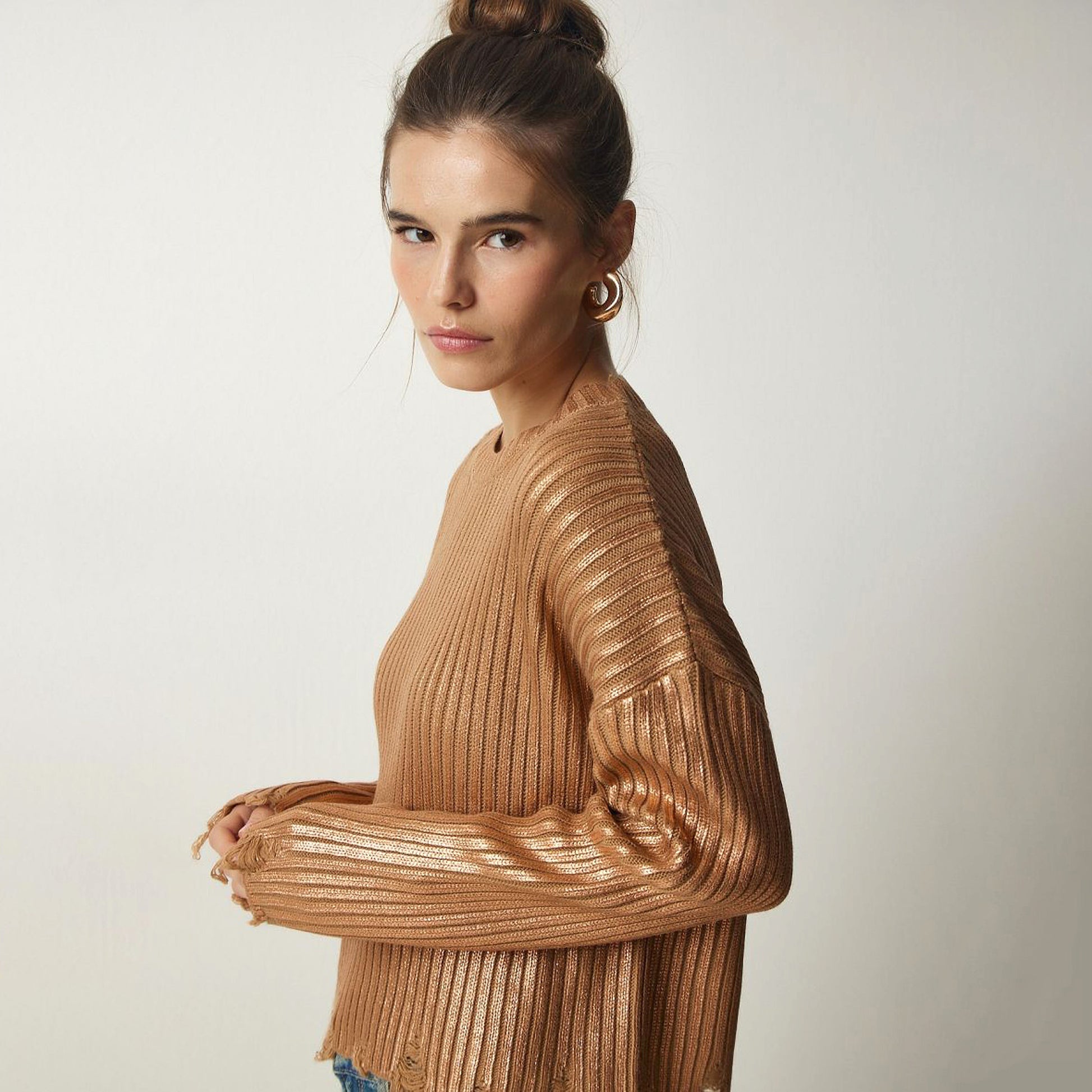 Women's Ragged Design Short Sweater Knitwear Top - enhanced image 10