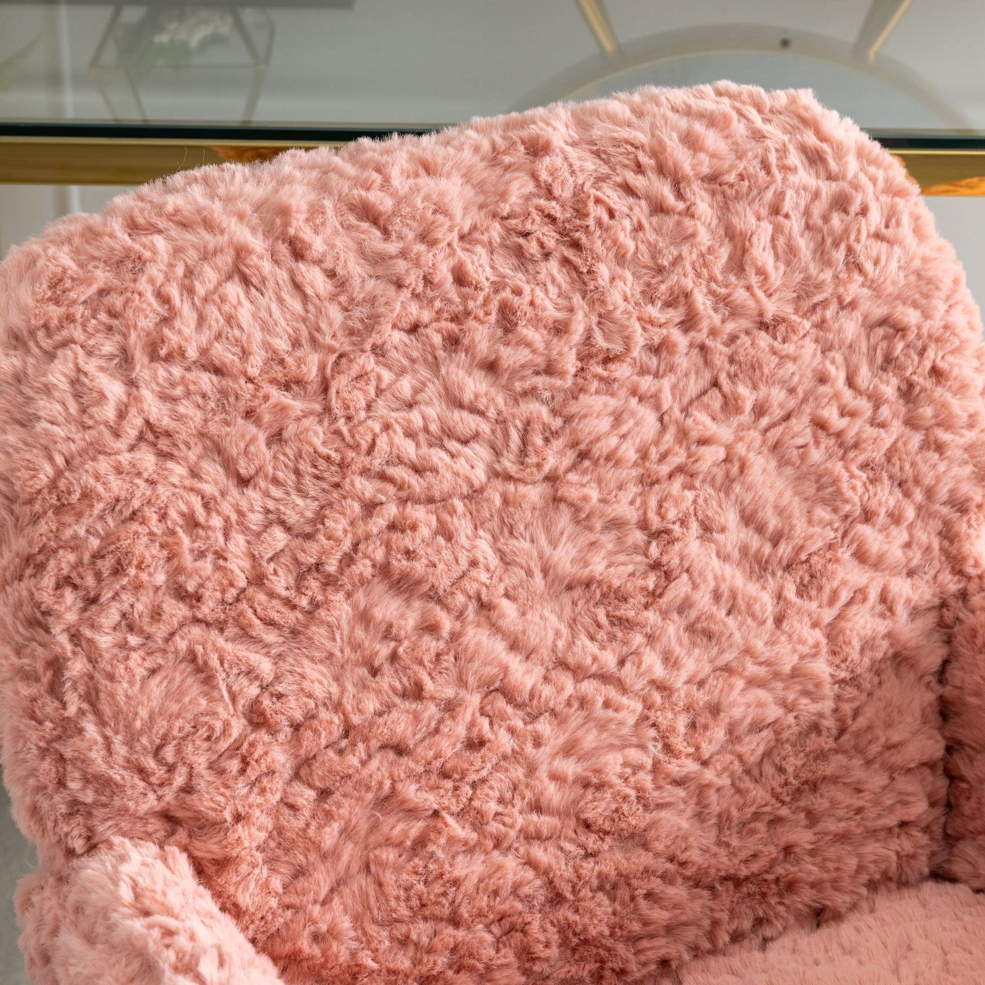 LuneluX_Home – Faux Fur Office Chair with Golden Base (Pink) - enhanced image 11