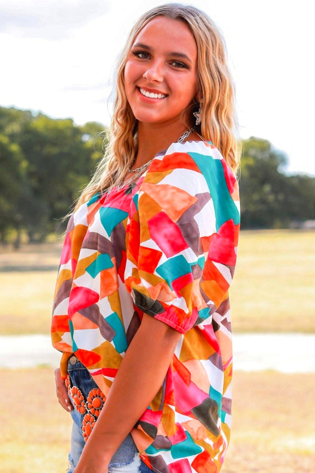Multicolor Square Neck Abstract Print Short Sleeve Blouse - enhanced image 11
