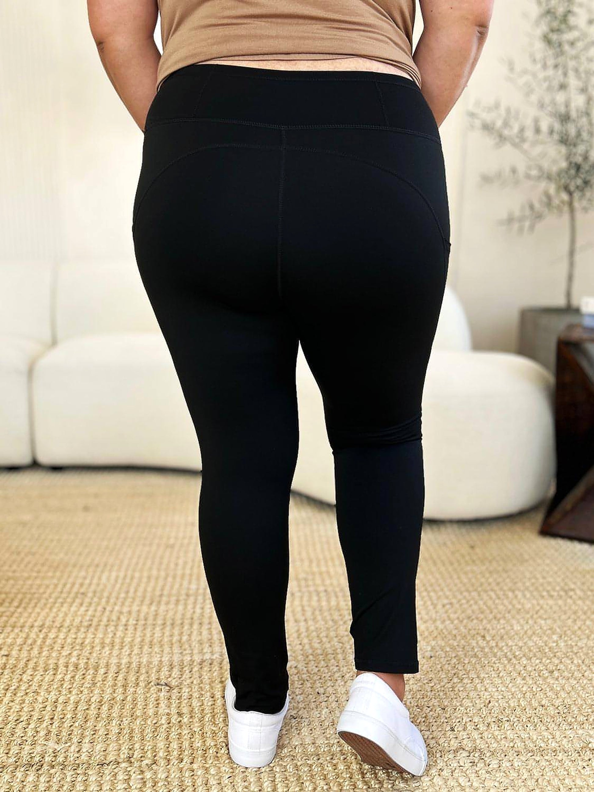 Wide Waistband Sports Leggings - enhanced image 11