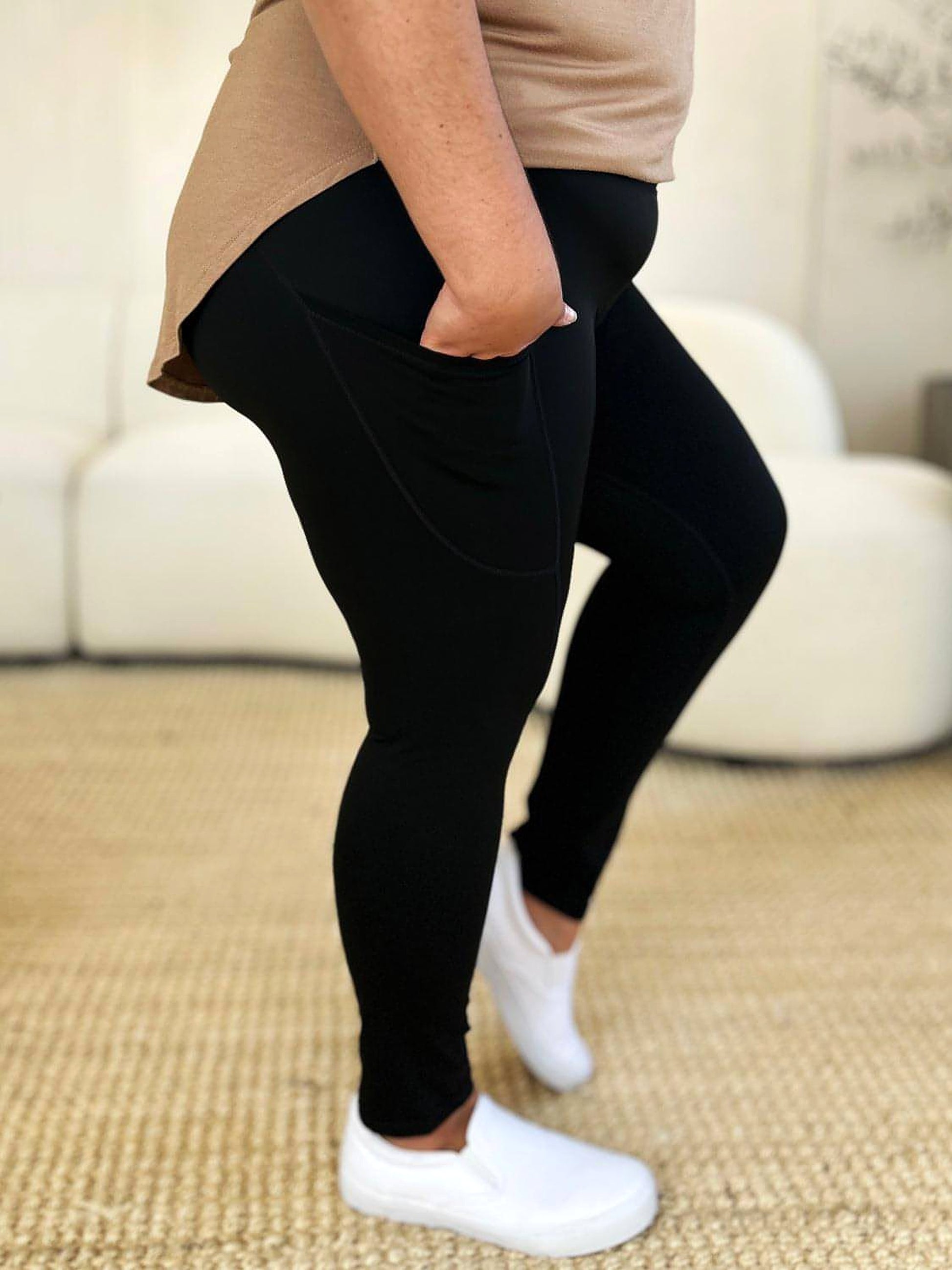 Wide Waistband Sports Leggings - enhanced image 11