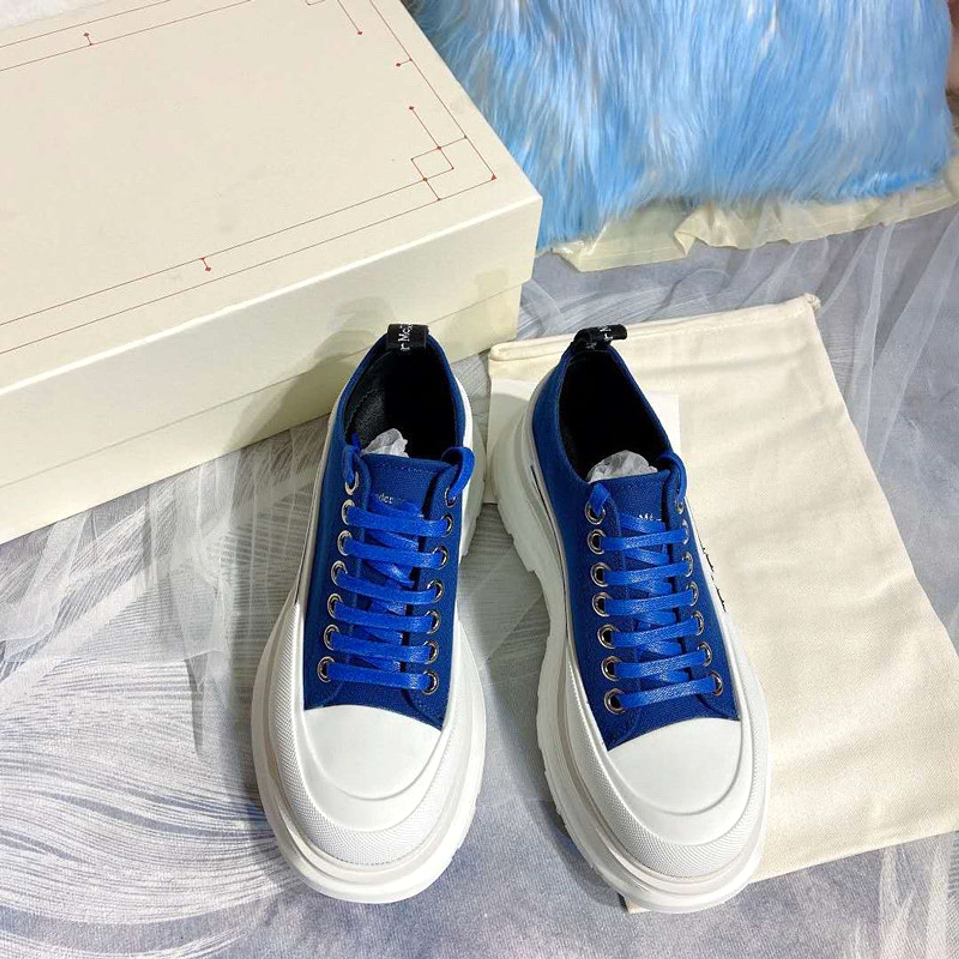 Women Shoe High Low Sole Black Royal Platform - enhanced image 11