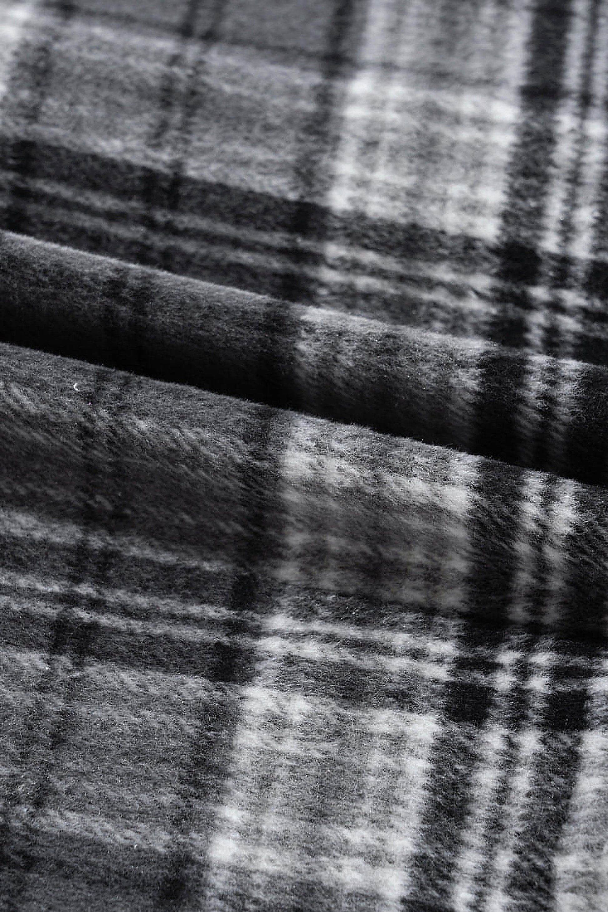 Black Plaid Print Flap Pockets Contrast Hooded Loose Shacket. - enhanced image 12