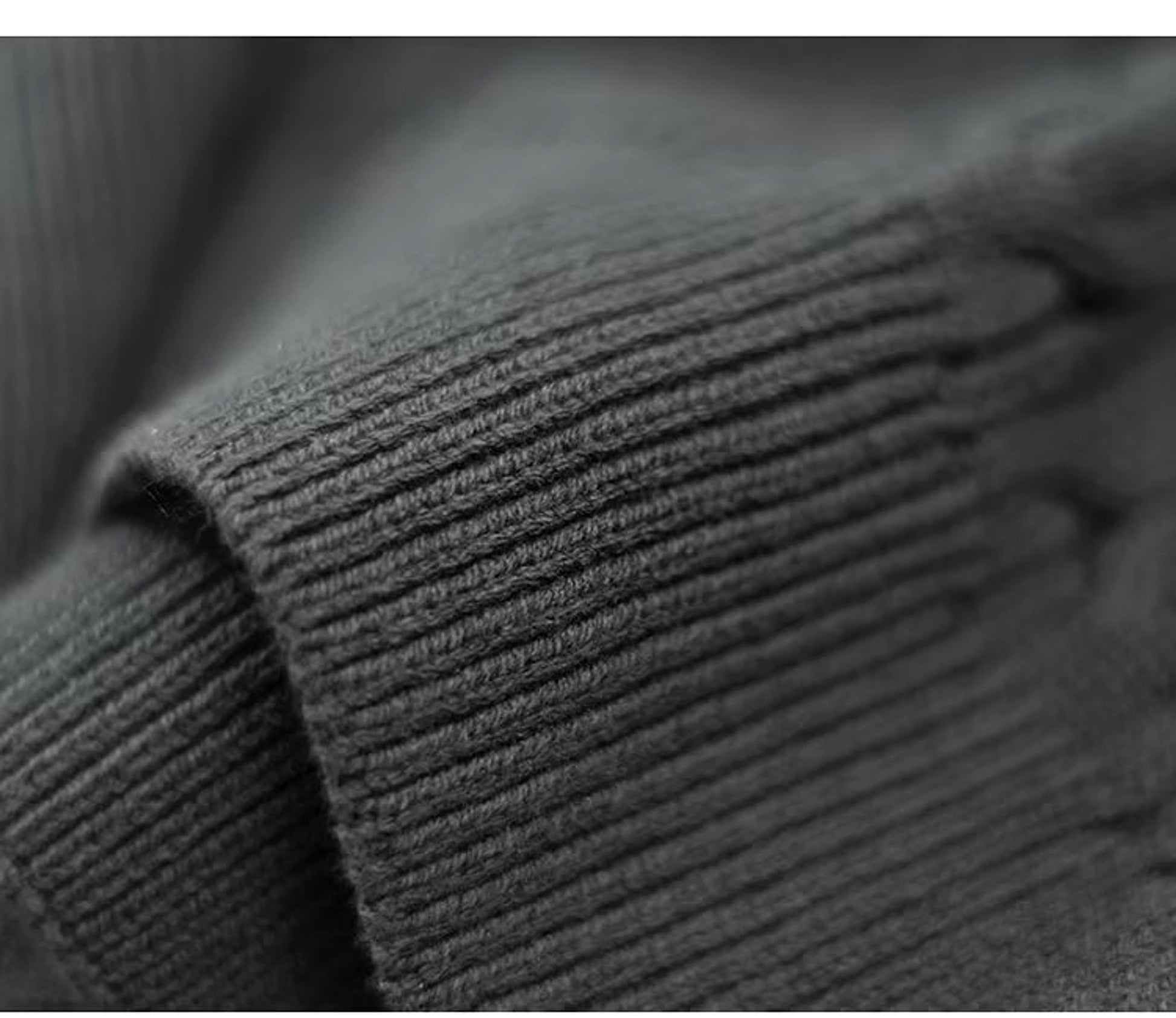 A1. Round Neck Sweater Men's Loose Sweater - enhanced image 12