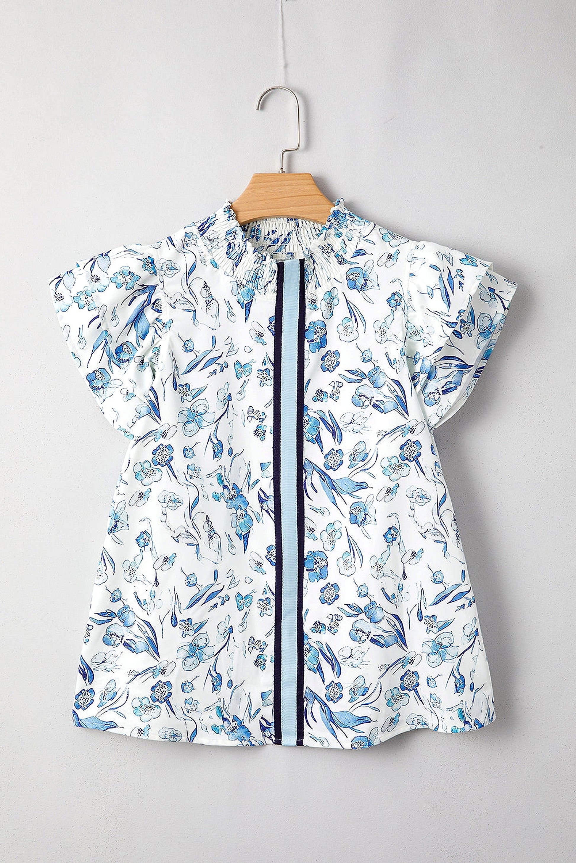 Sky Blue Floral Print Ruffled Short Sleeve Blouse - enhanced image 12